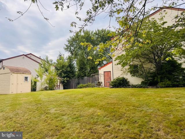 LAUREL HILLS - Residential