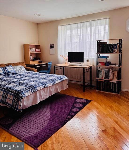 LAUREL HILLS - Residential