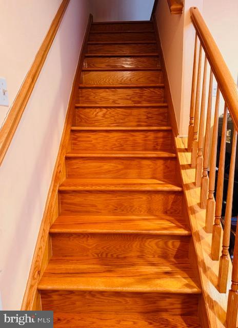 LAUREL HILLS - Residential