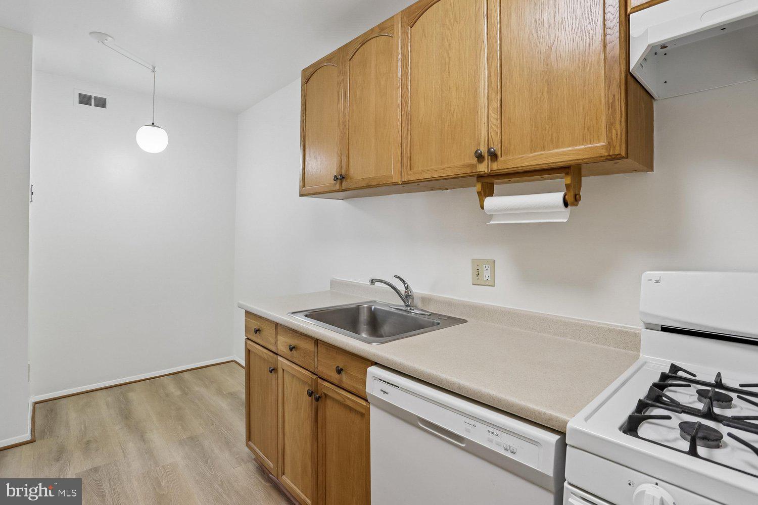 WALNUT GROVE - Residential