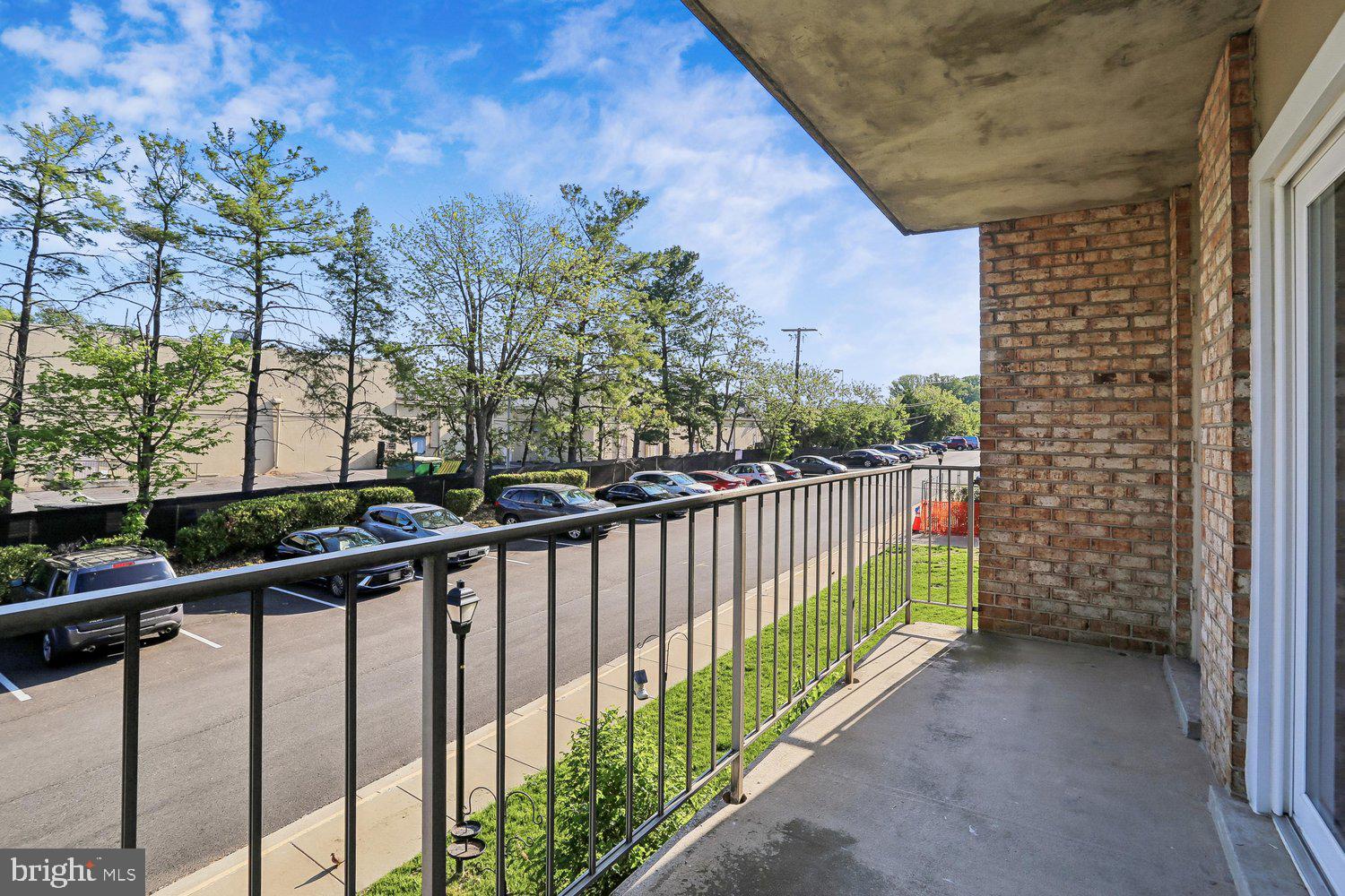 WALNUT GROVE - Residential