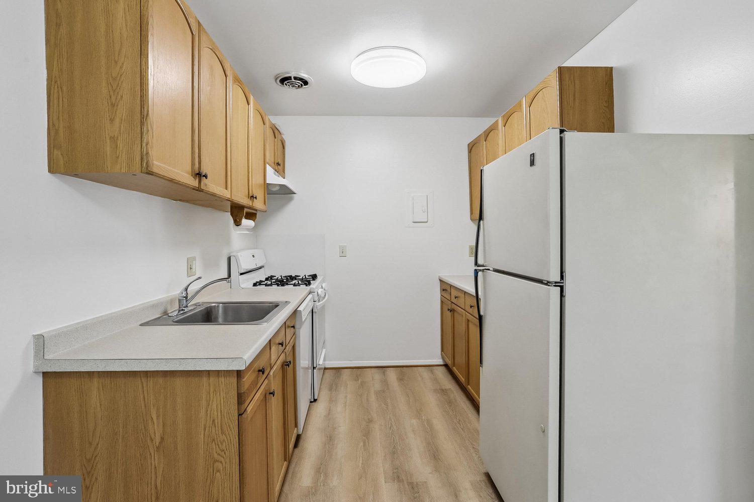 WALNUT GROVE - Residential