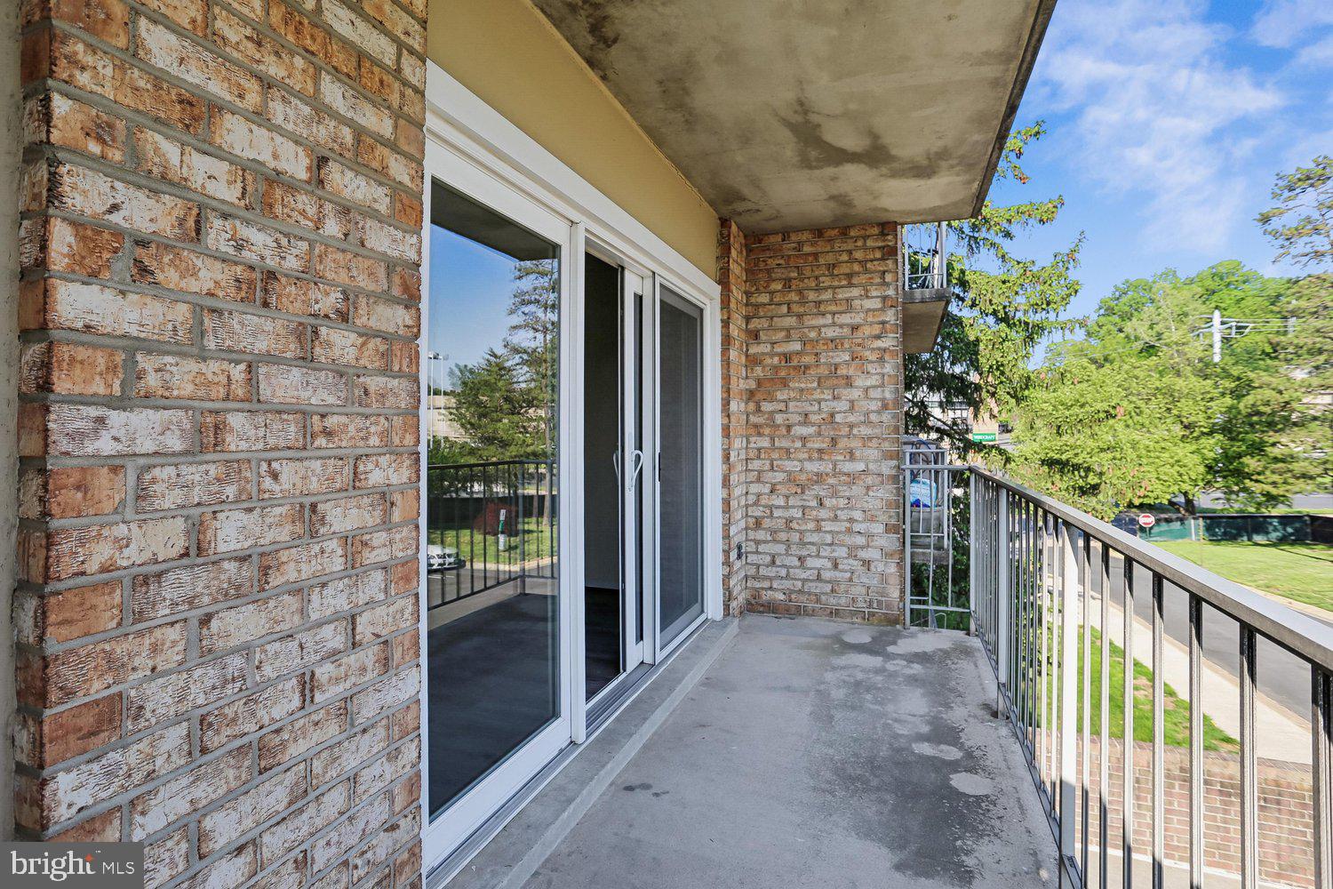 WALNUT GROVE - Residential