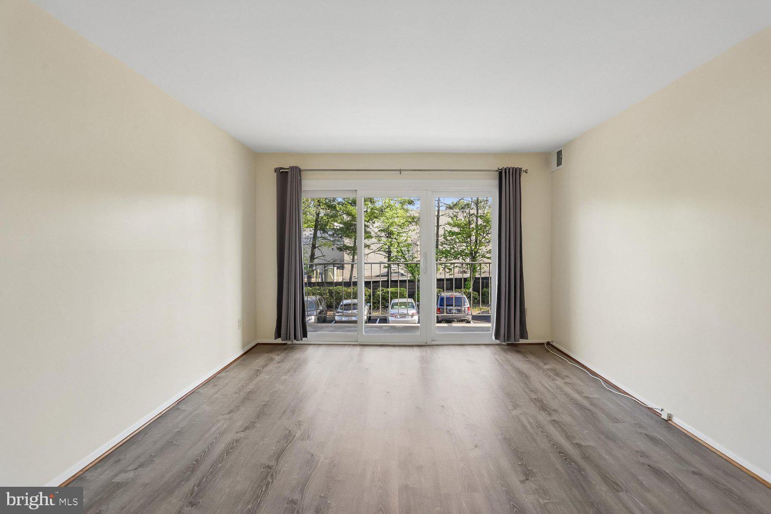 WALNUT GROVE - Residential