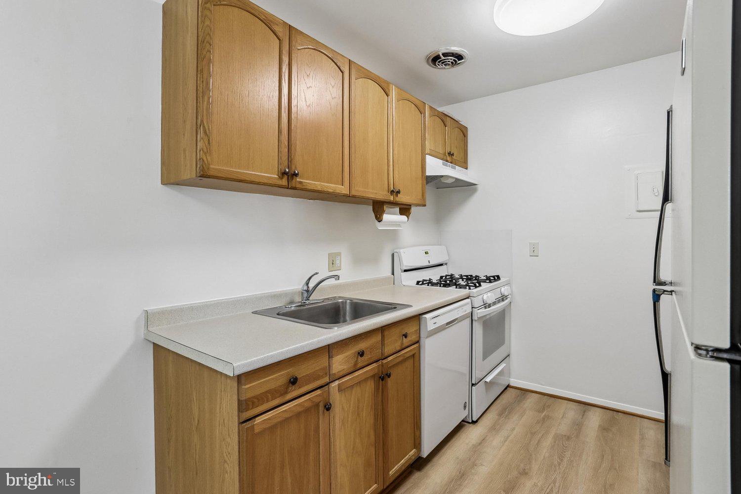 WALNUT GROVE - Residential