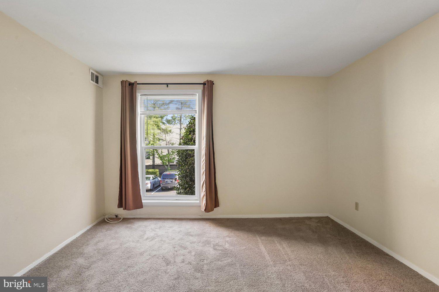 WALNUT GROVE - Residential