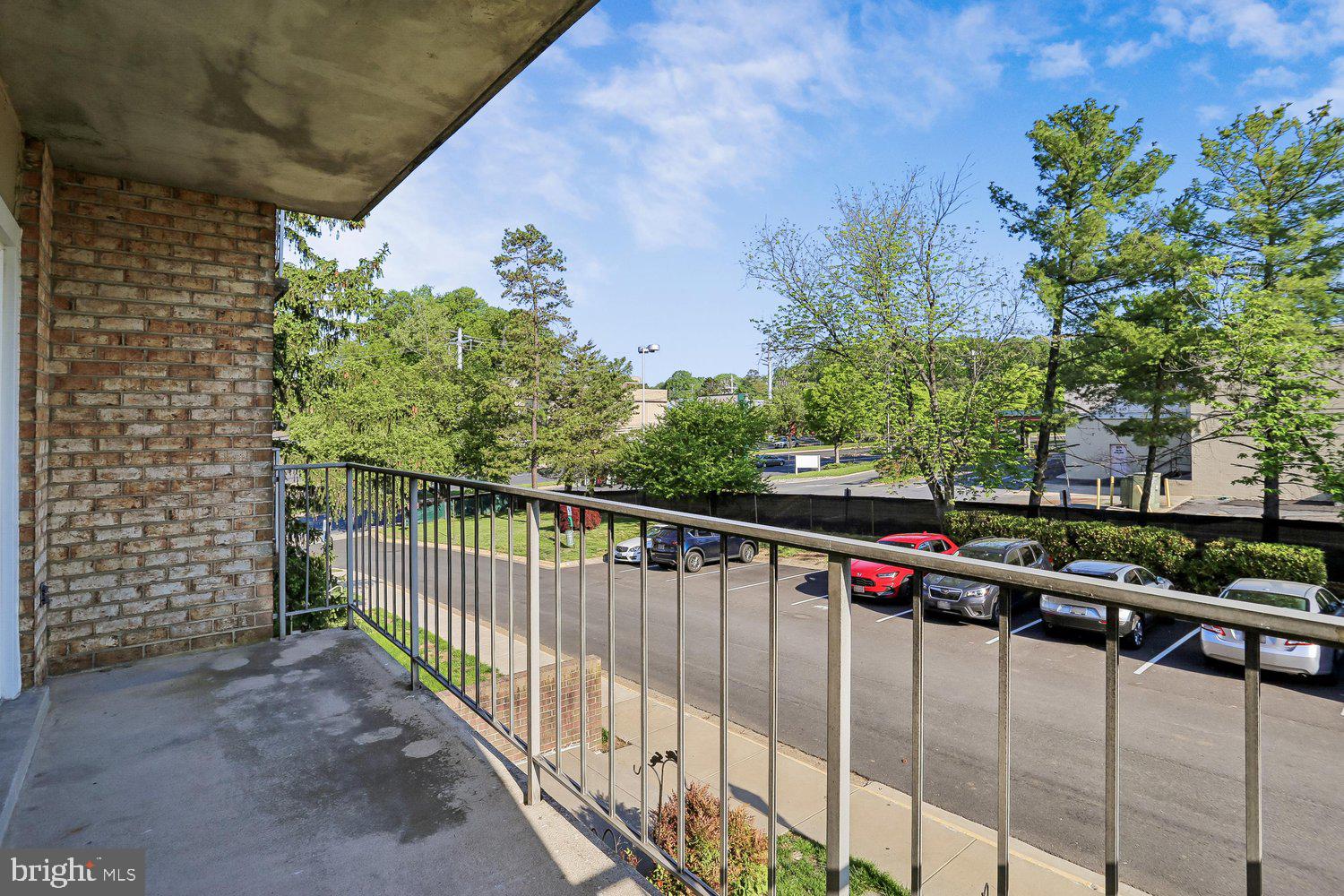 WALNUT GROVE - Residential