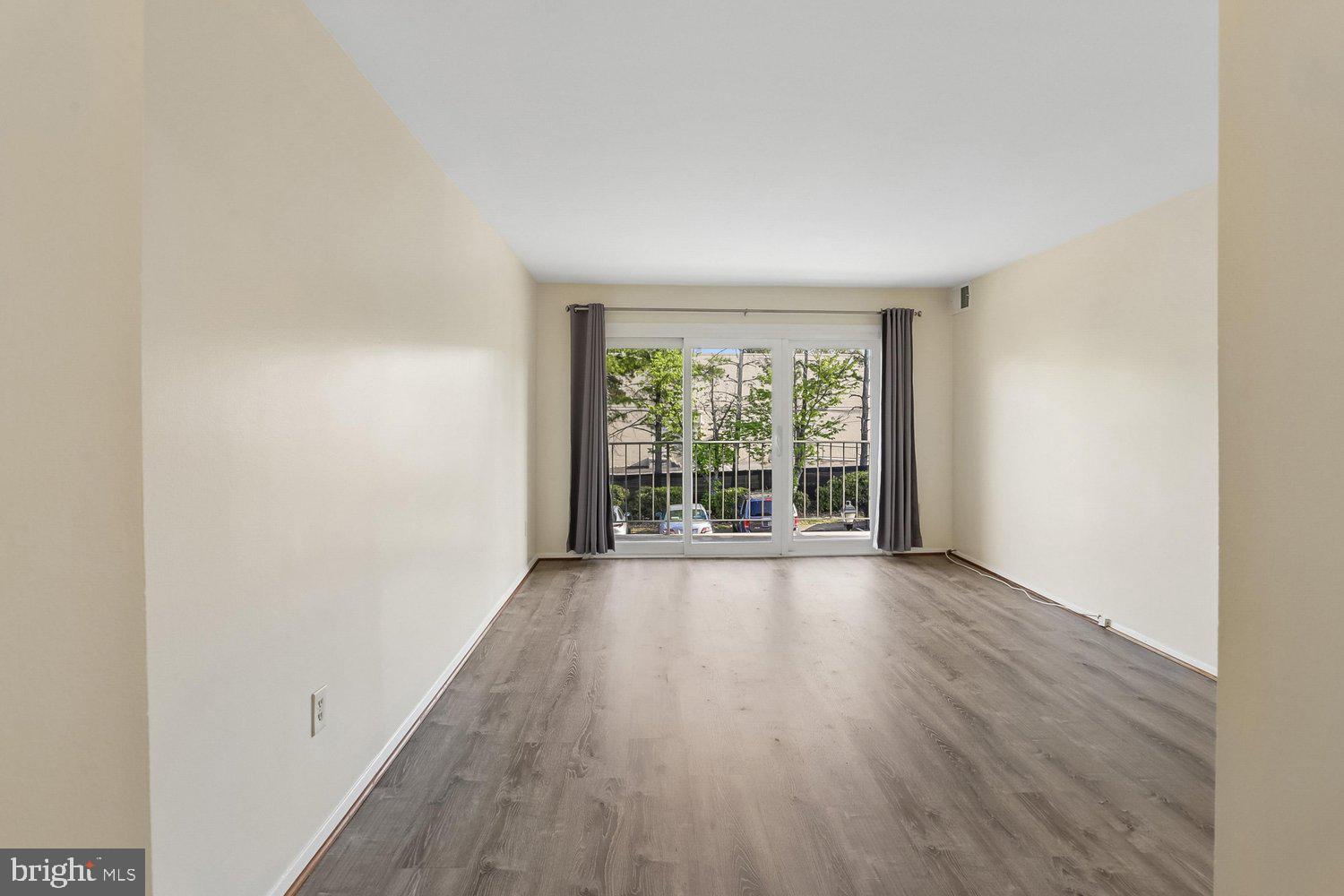 WALNUT GROVE - Residential