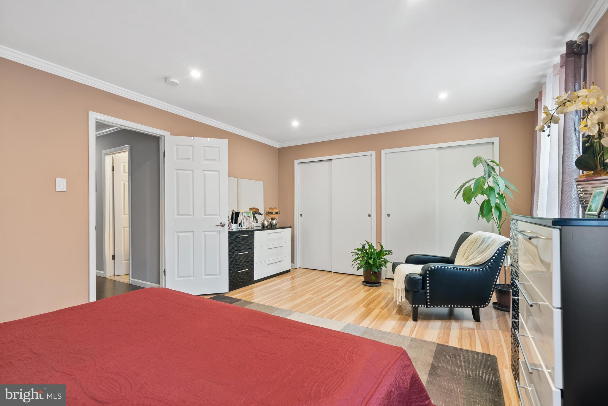 WOODLYN CROSSING - Residential