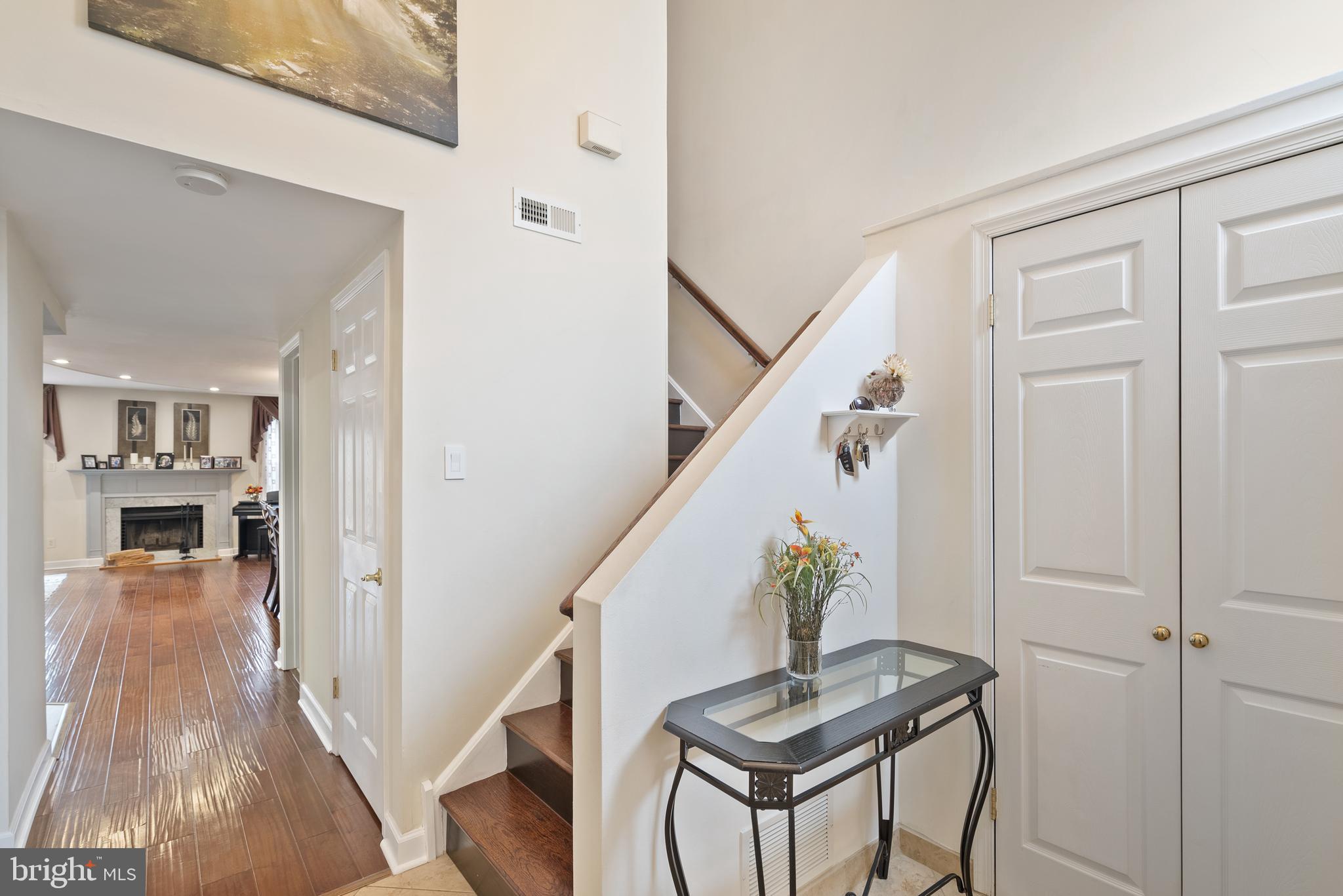 WOODLYN CROSSING - Residential