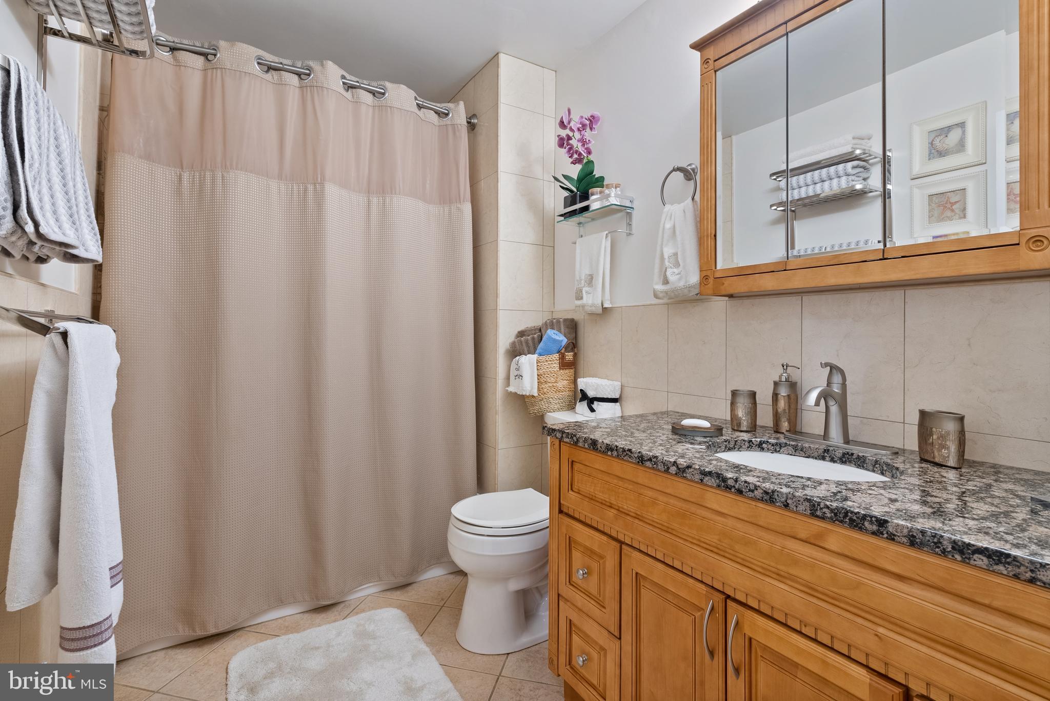 WOODLYN CROSSING - Residential