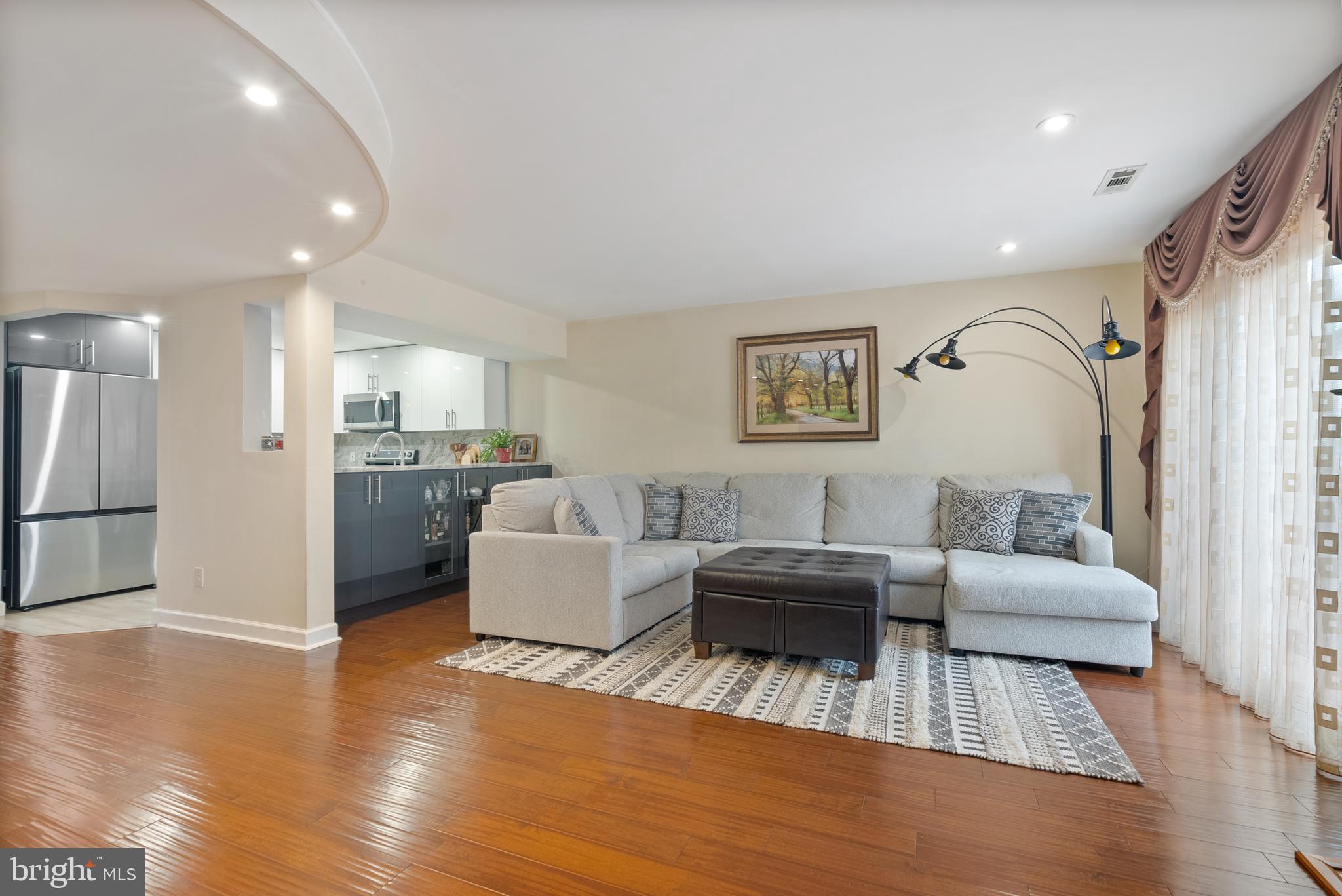 WOODLYN CROSSING - Residential