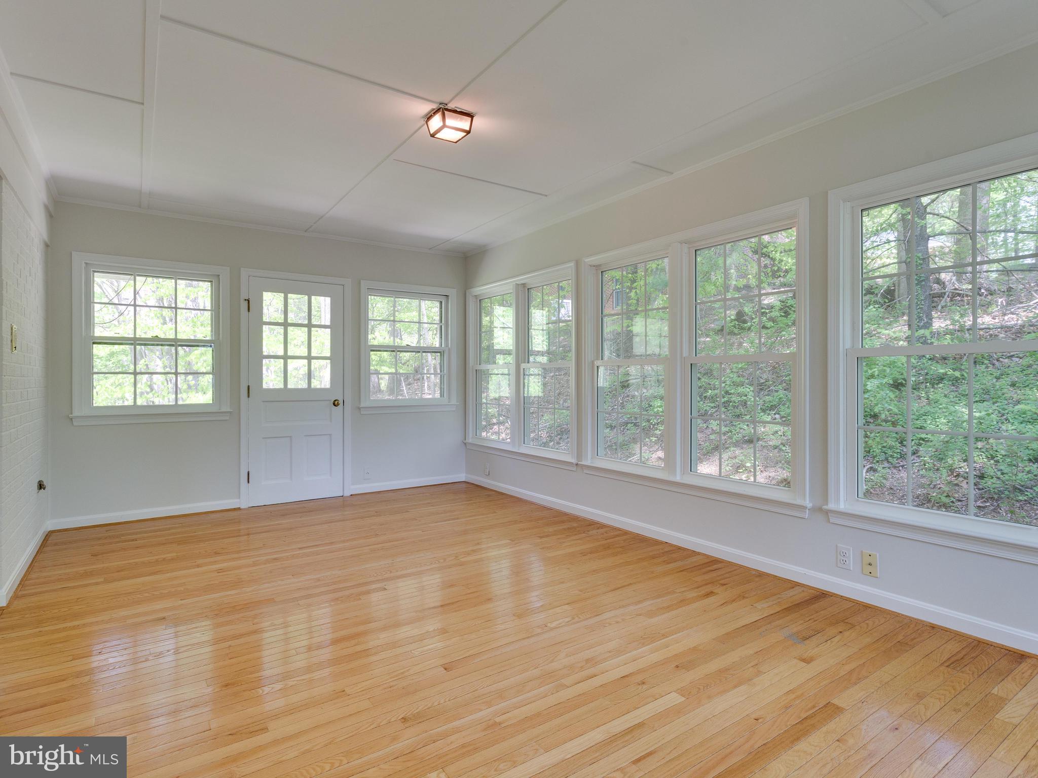 LANGLEY RIDGE - Residential