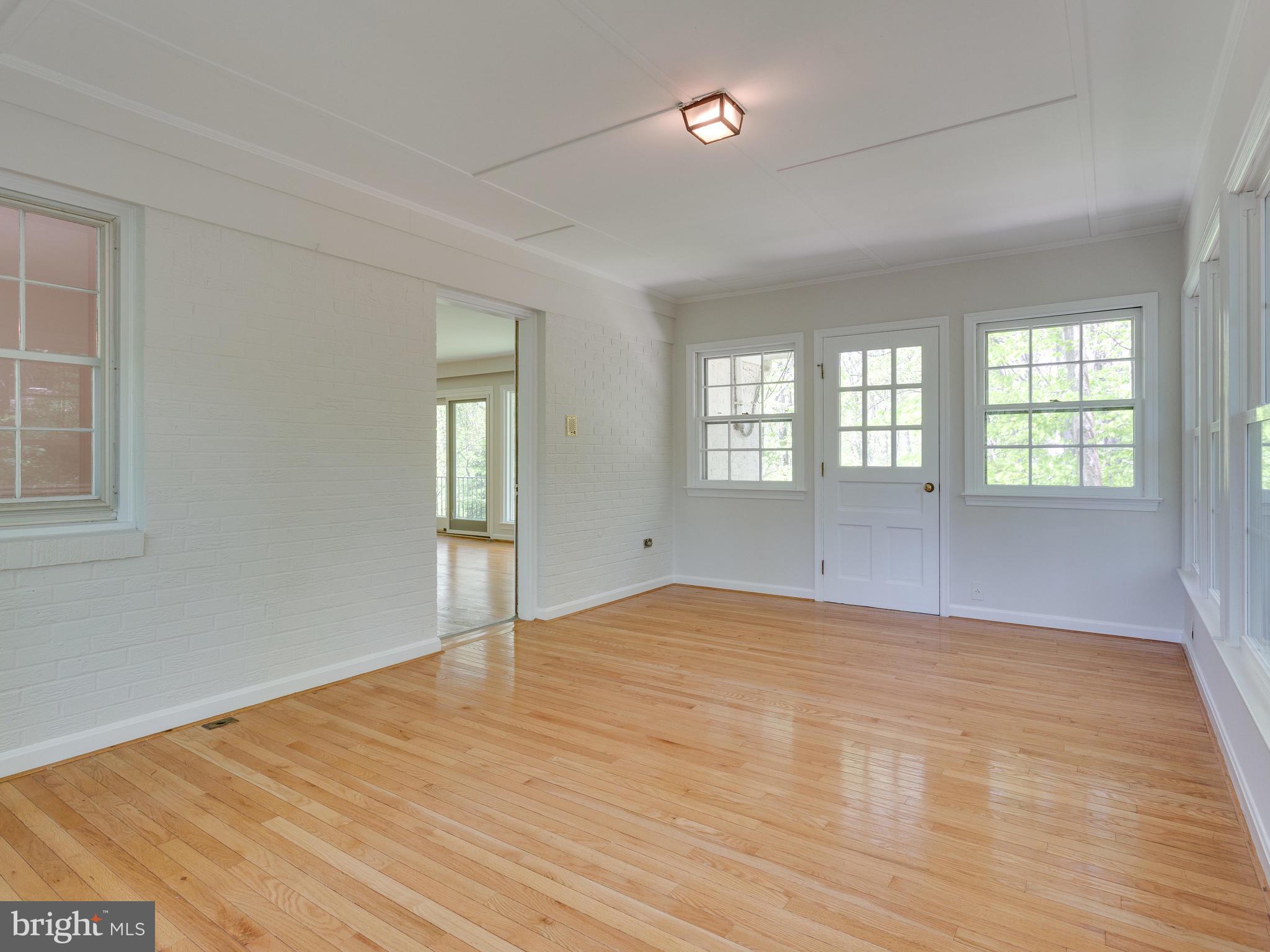 LANGLEY RIDGE - Residential