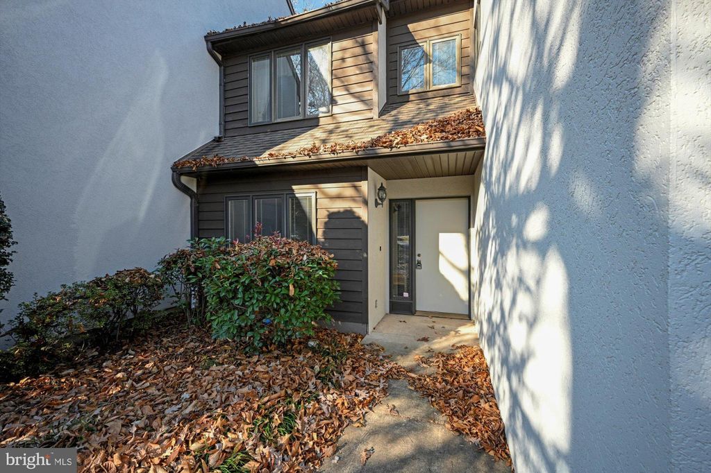 Photo of 73 HAWK VALLEY LN, DENVER, PA 17517 (MLS # PALA2027944)