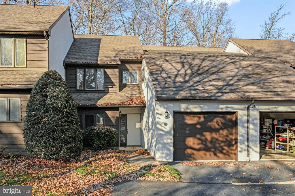 Photo of 73 HAWK VALLEY LN, DENVER, PA 17517 (MLS # PALA2027944)