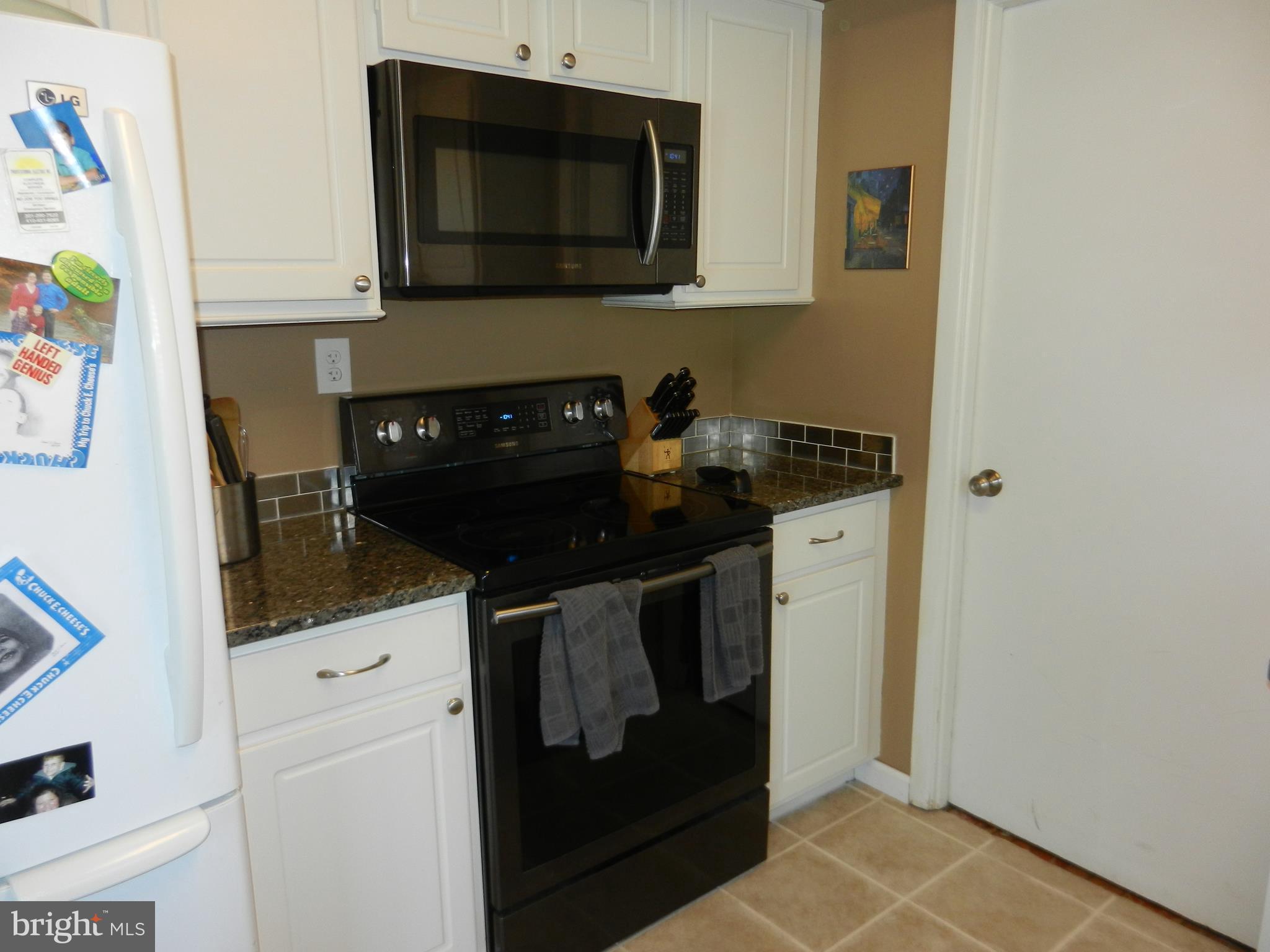 FOXHILL AT BELAIR - Residential