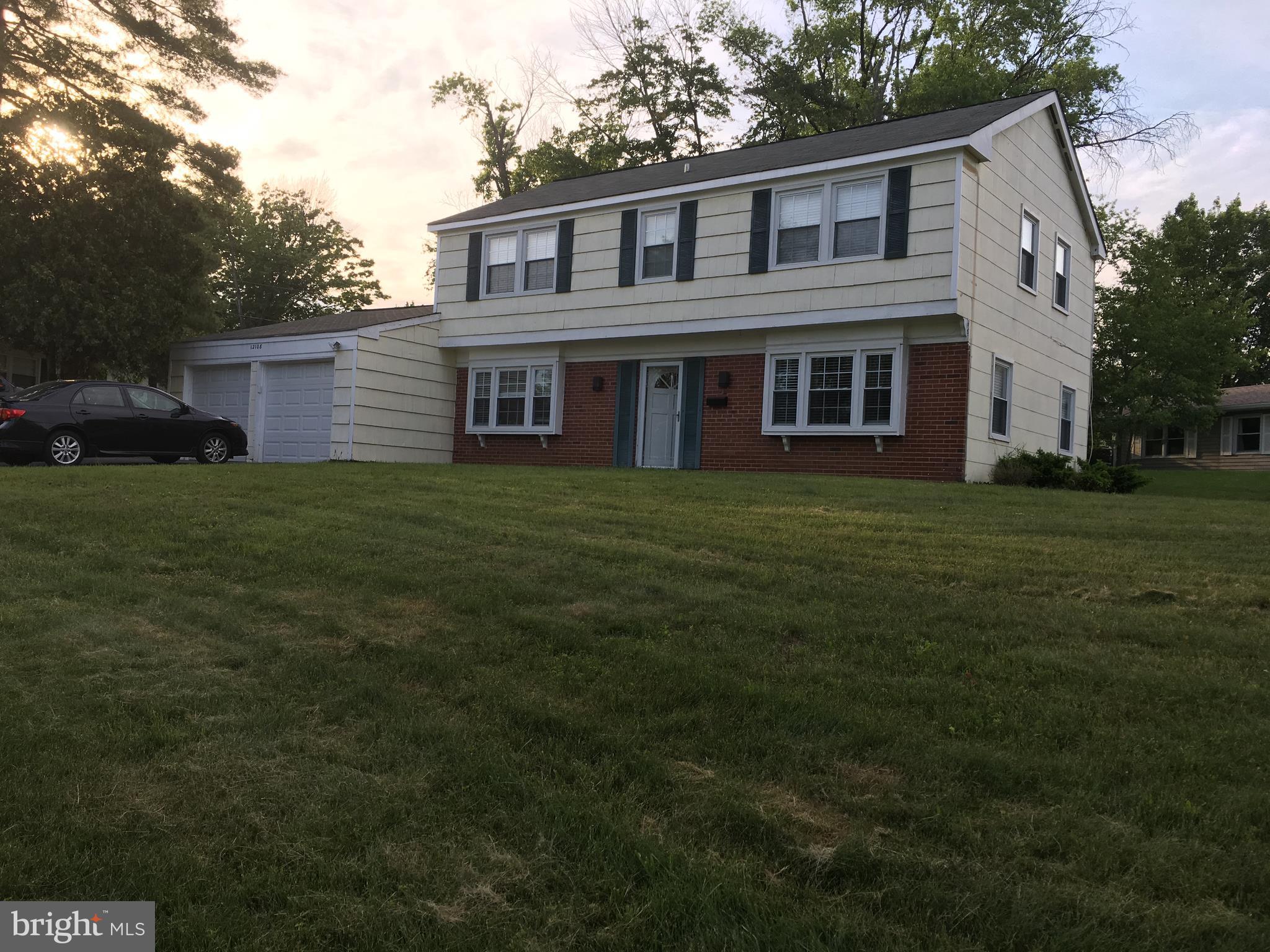 FOXHILL AT BELAIR - Residential