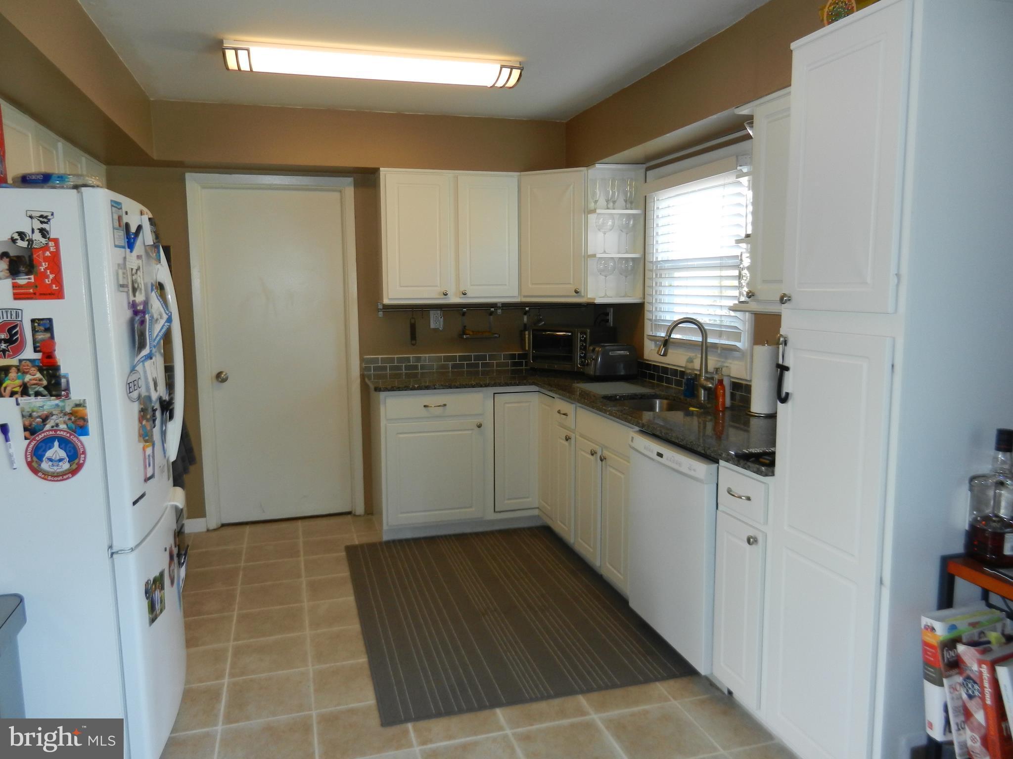 FOXHILL AT BELAIR - Residential