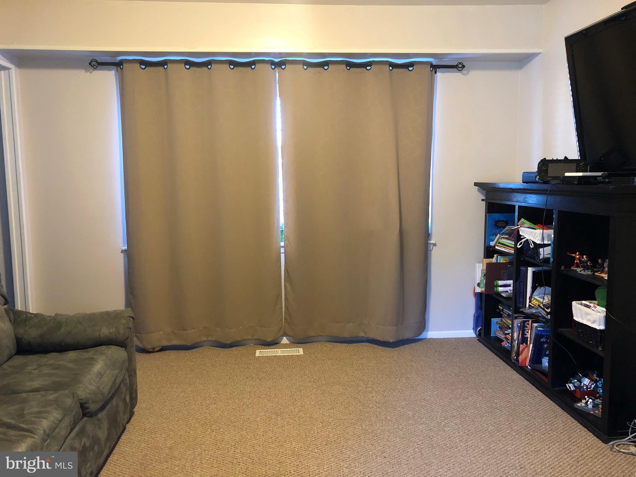 FOXHILL AT BELAIR - Residential