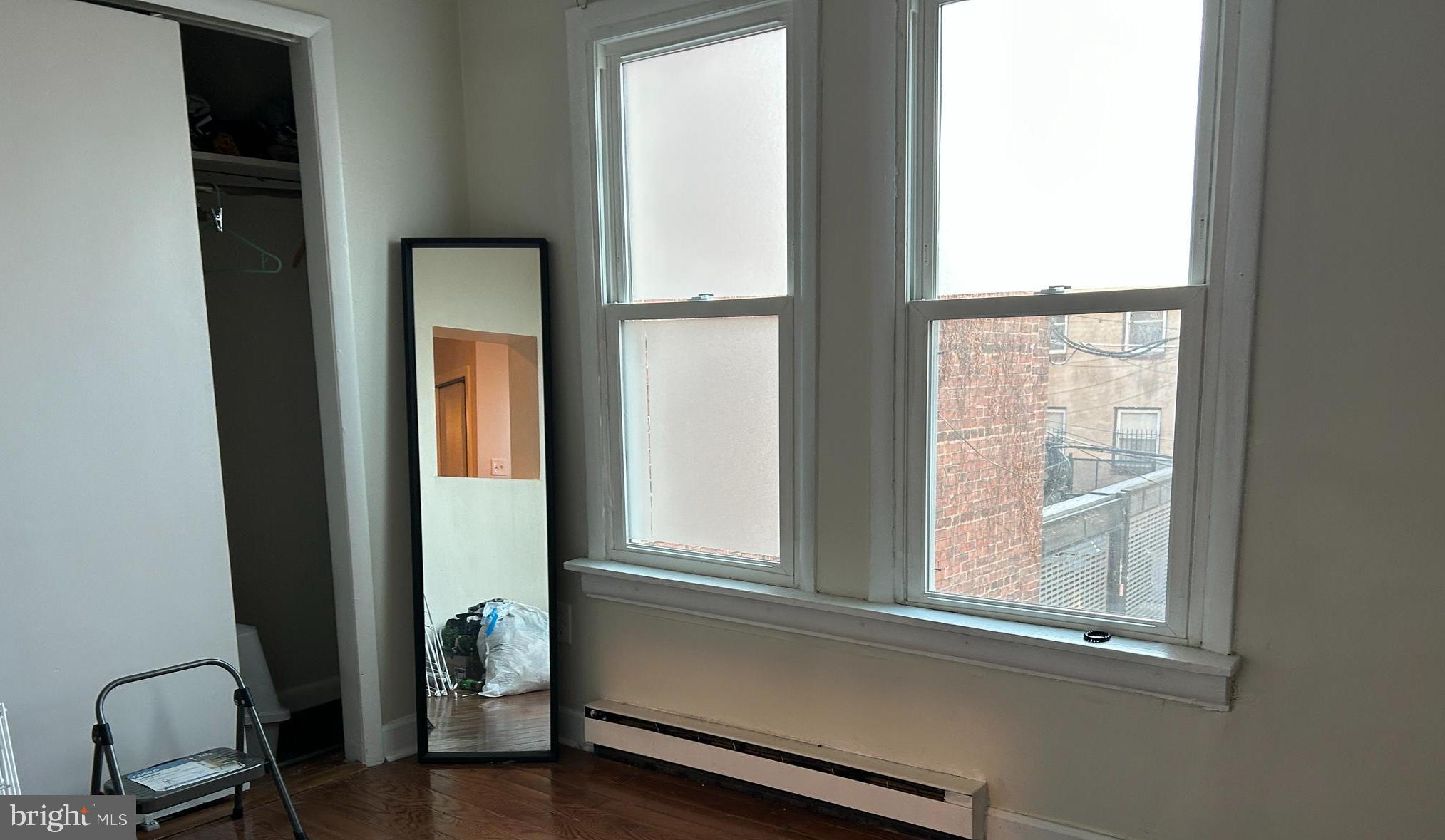 CENTER CITY - Residential Lease