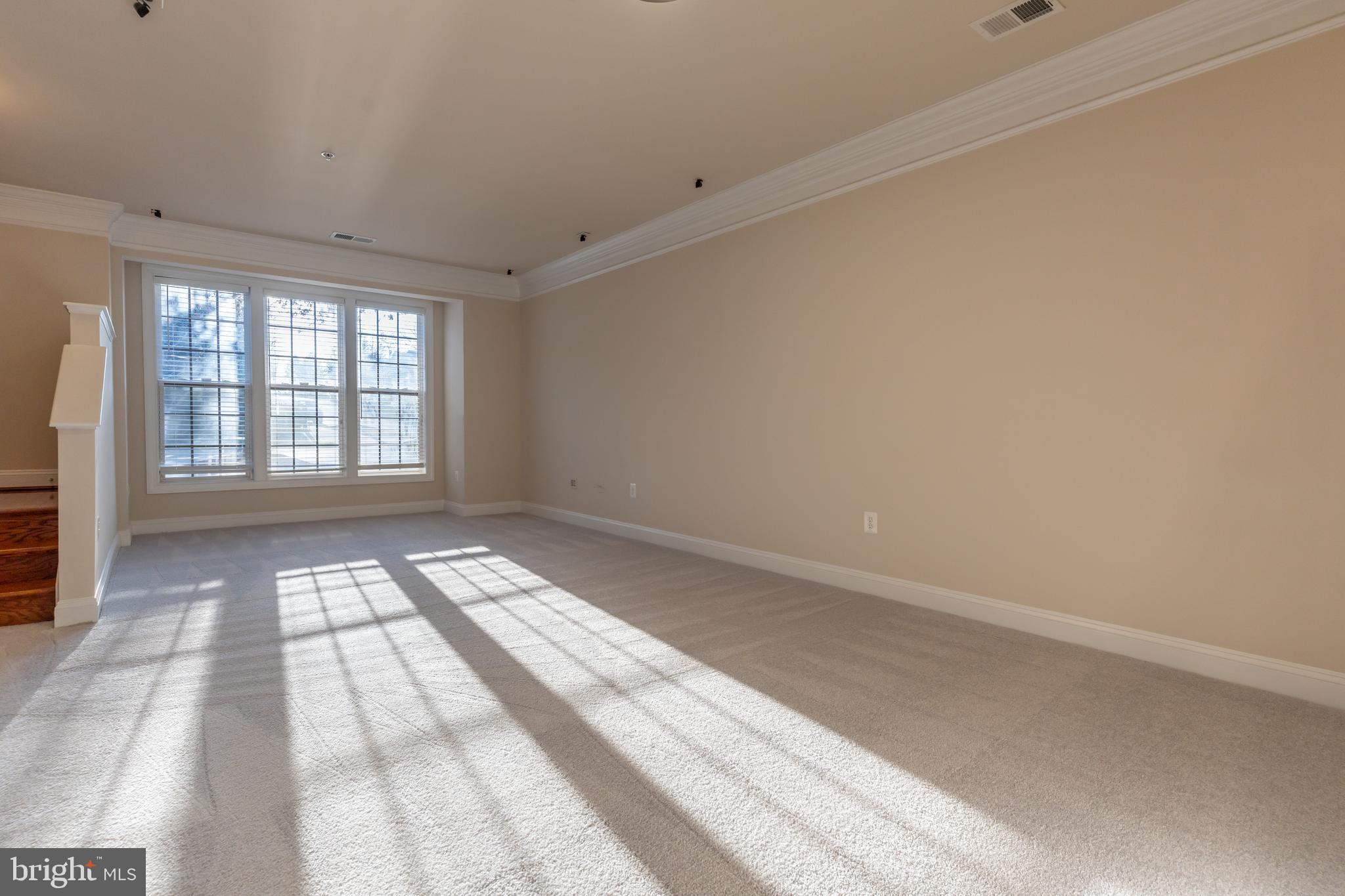 POTOMAC CLUB - Residential