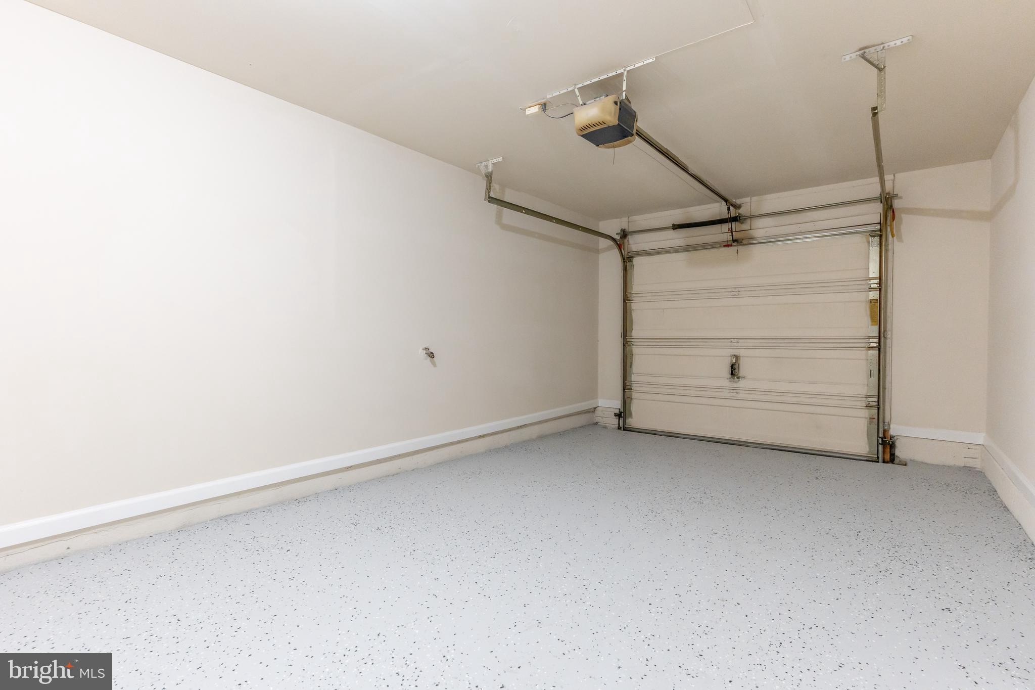 POTOMAC CLUB - Residential