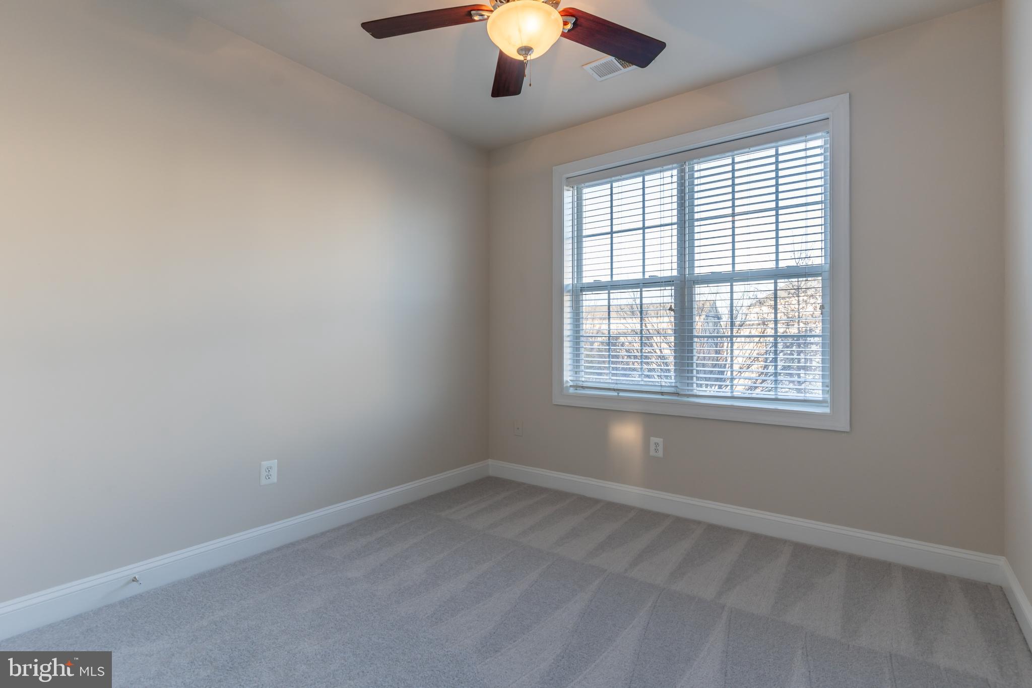 POTOMAC CLUB - Residential