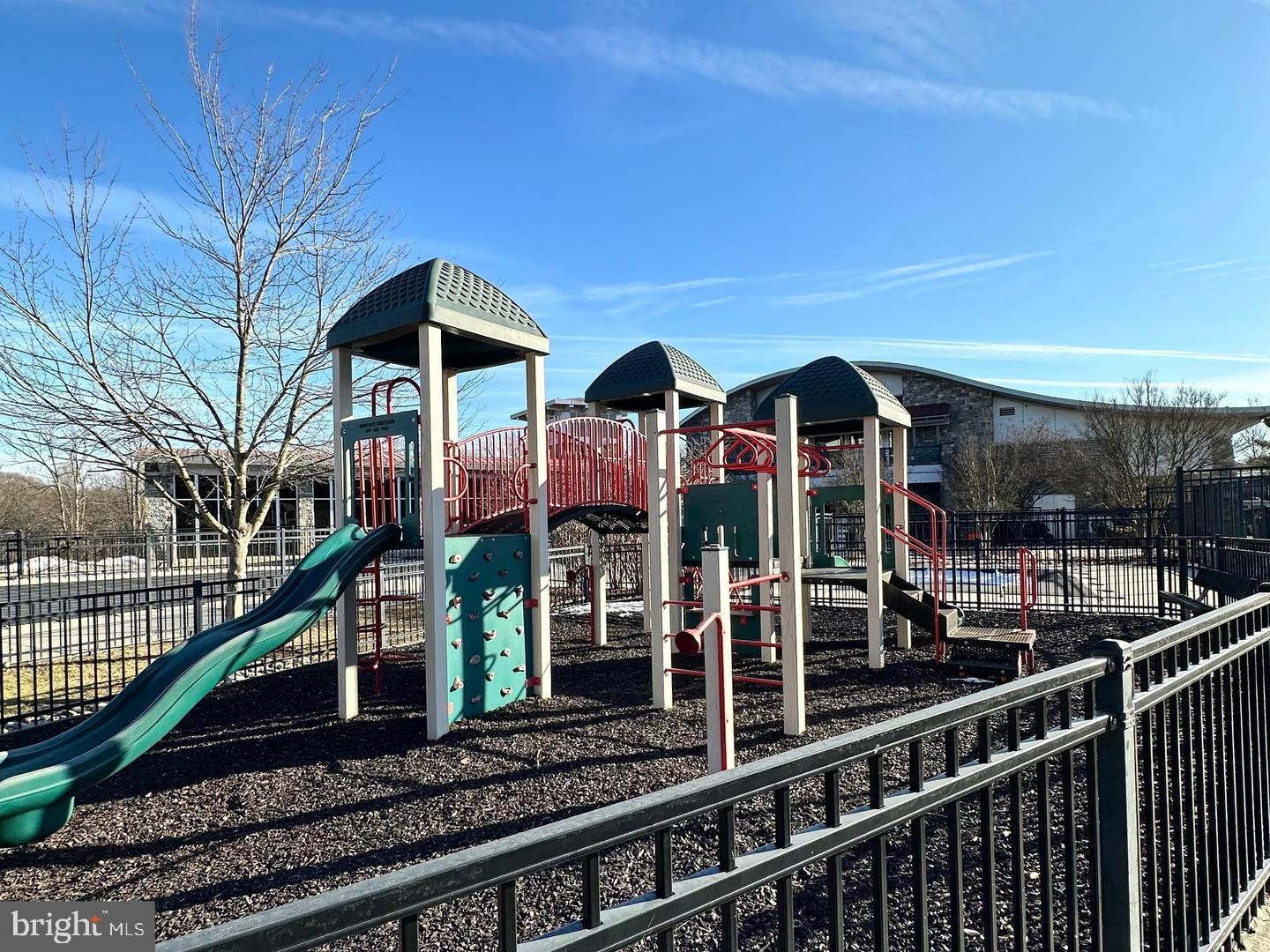 POTOMAC CLUB - Residential