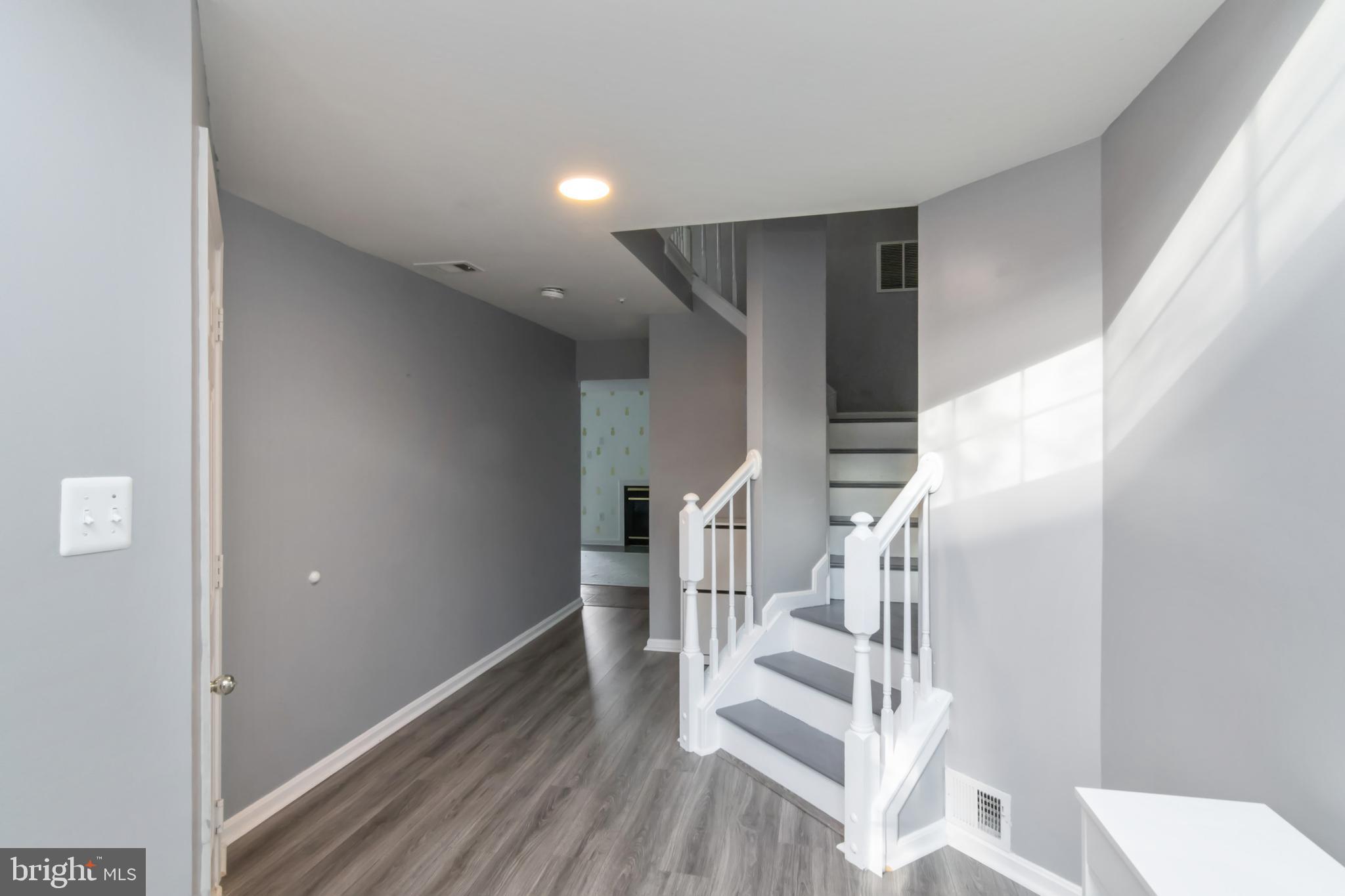 LYNDWOOD - Residential Lease