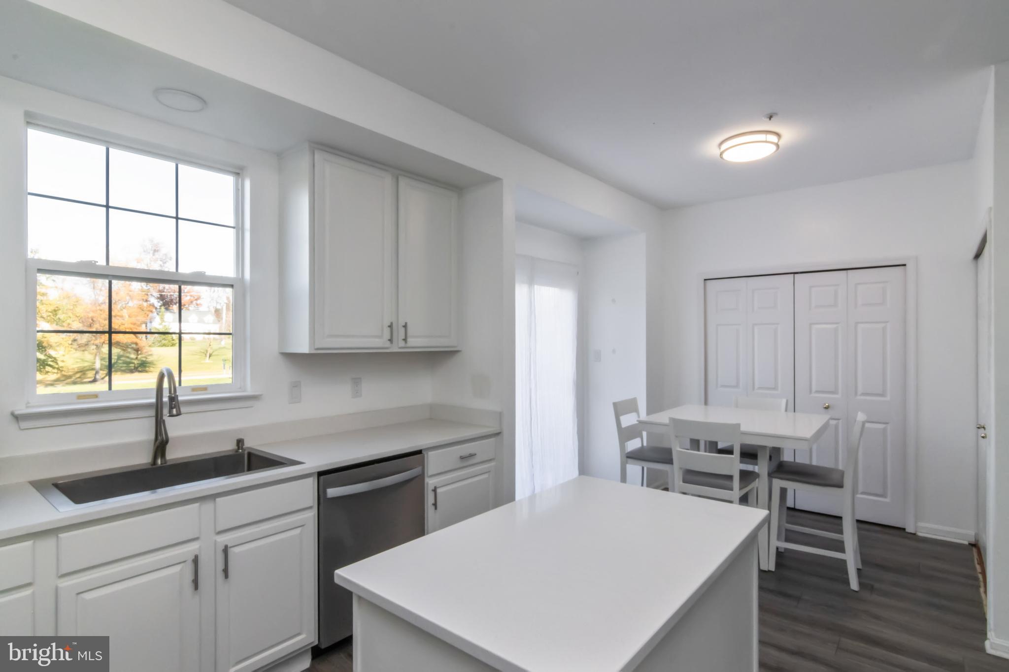 LYNDWOOD - Residential Lease