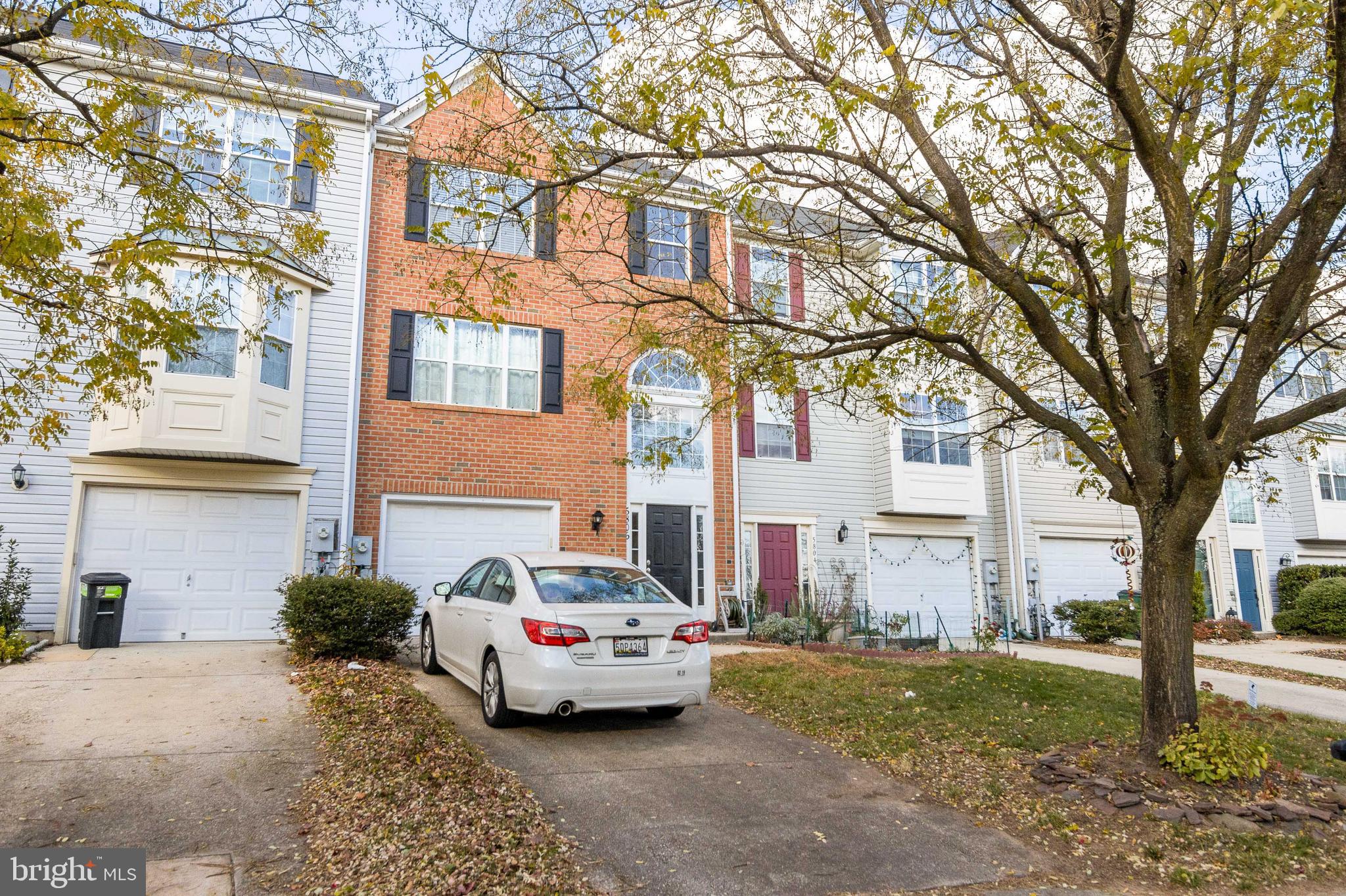 LYNDWOOD - Residential Lease