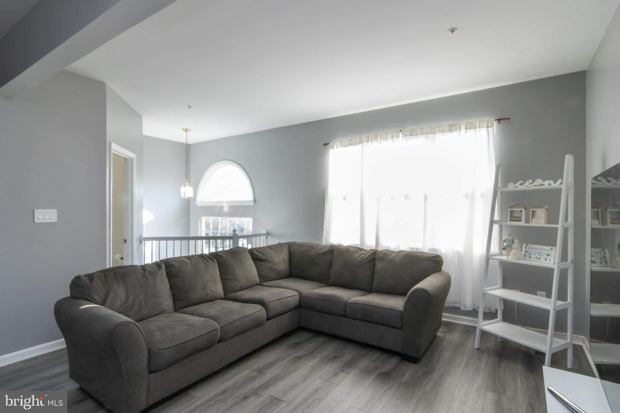 LYNDWOOD - Residential Lease