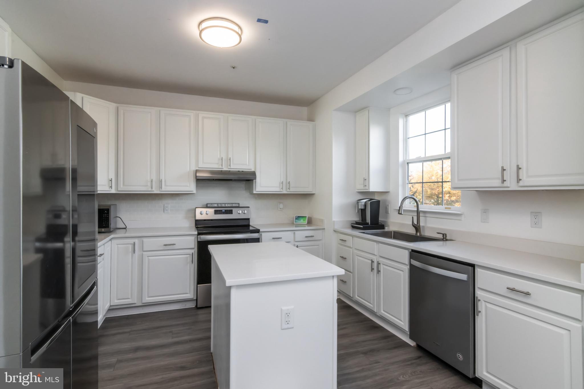 LYNDWOOD - Residential Lease