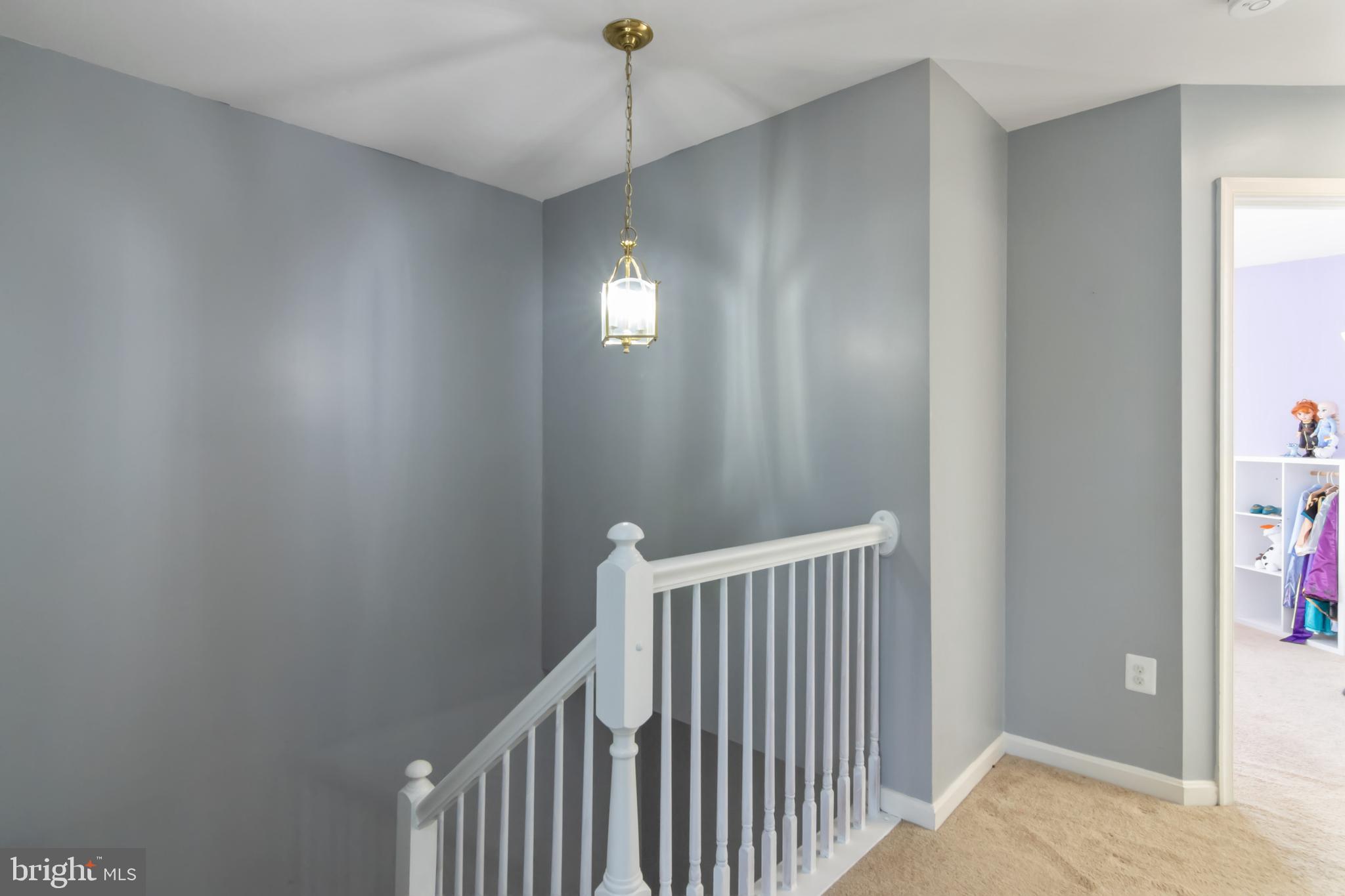 LYNDWOOD - Residential Lease