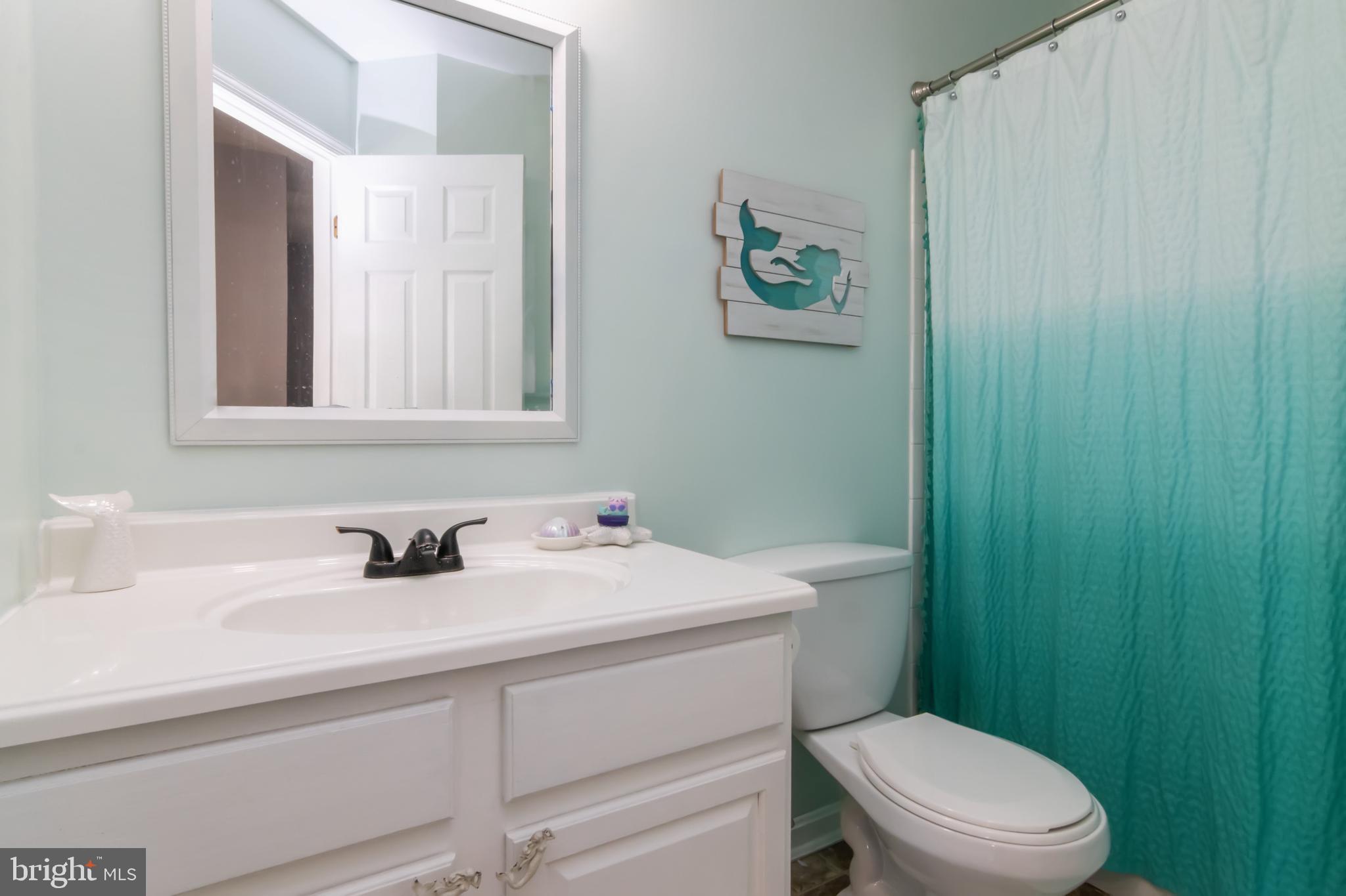 LYNDWOOD - Residential Lease