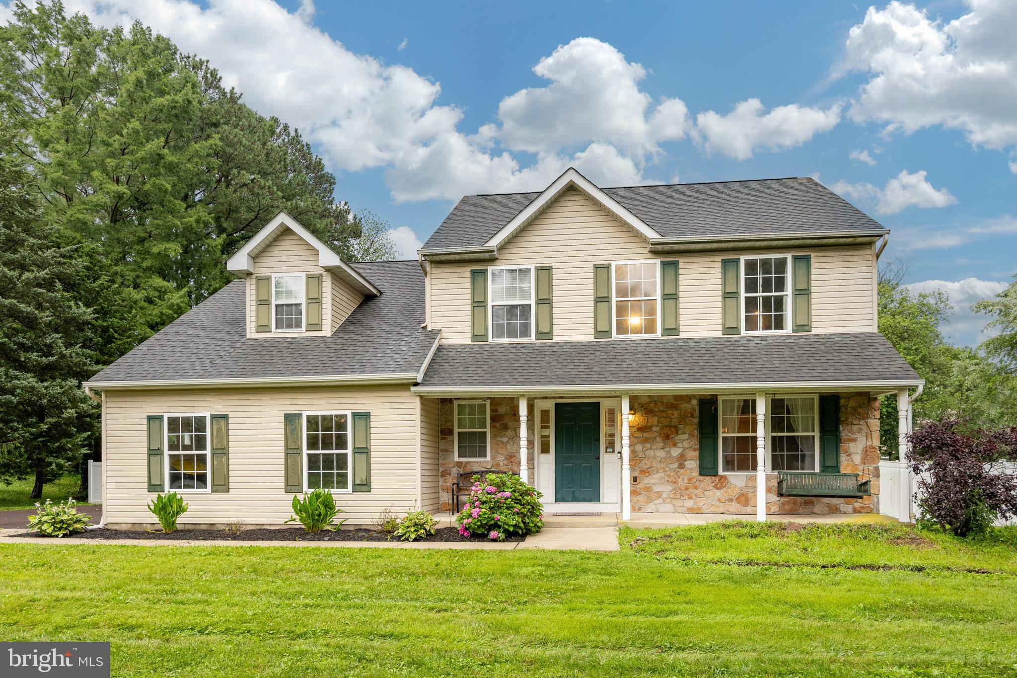 1416 LAURELWOOD ROAD