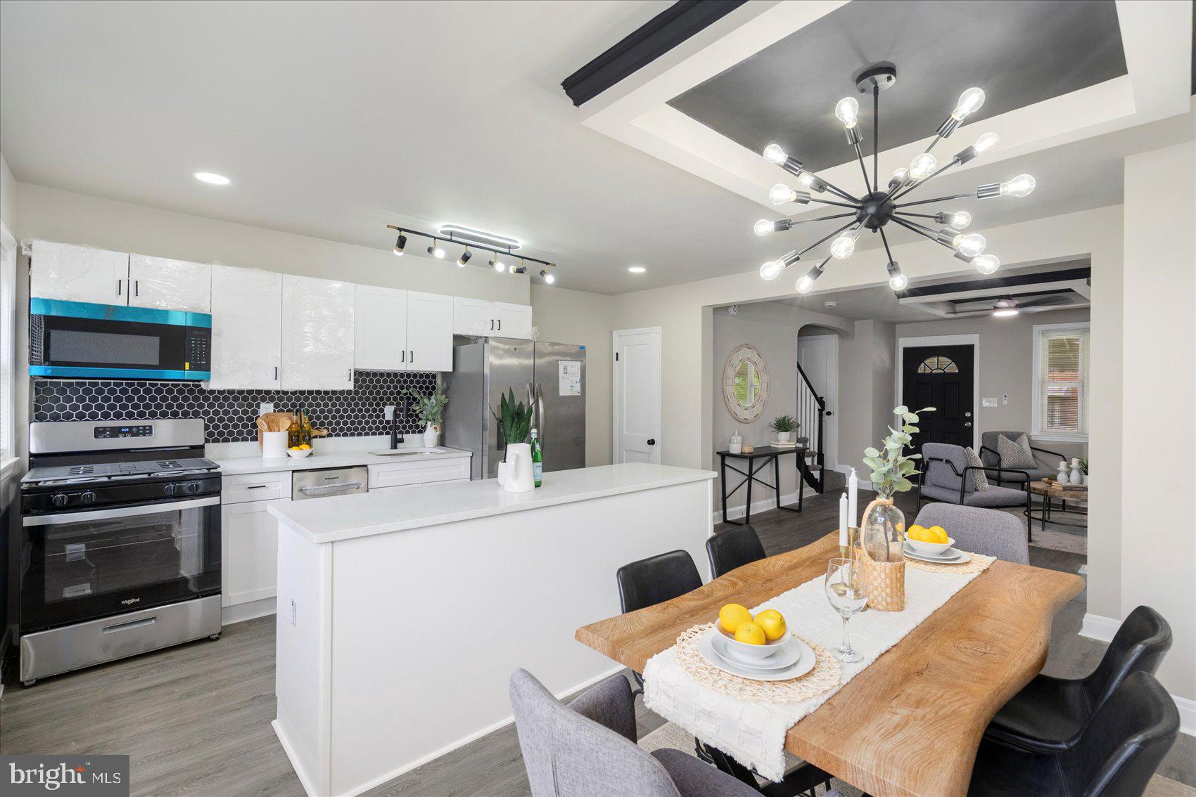 ROGNEL HEIGHTS - Residential