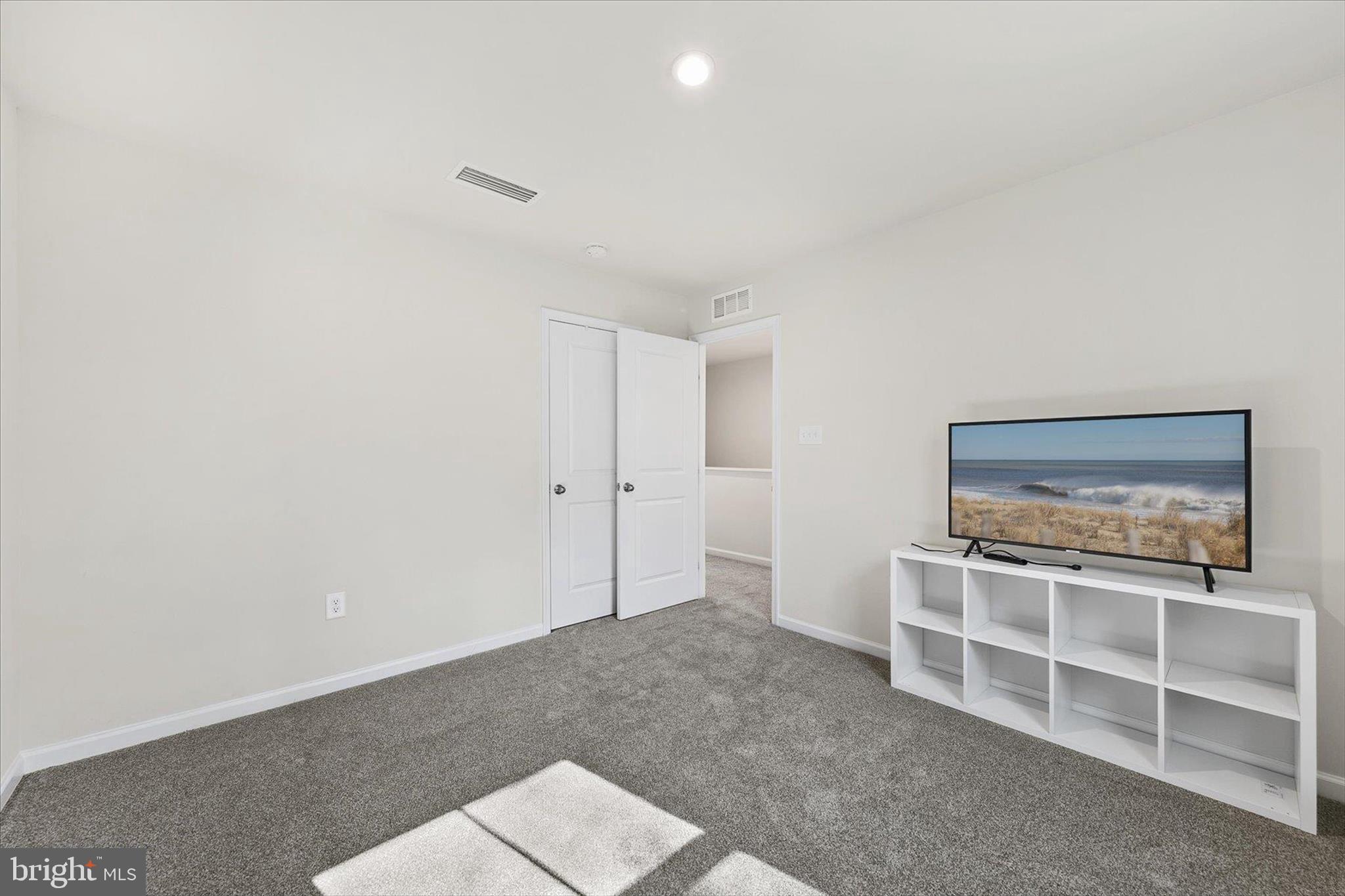 CREEK HAVEN - Residential