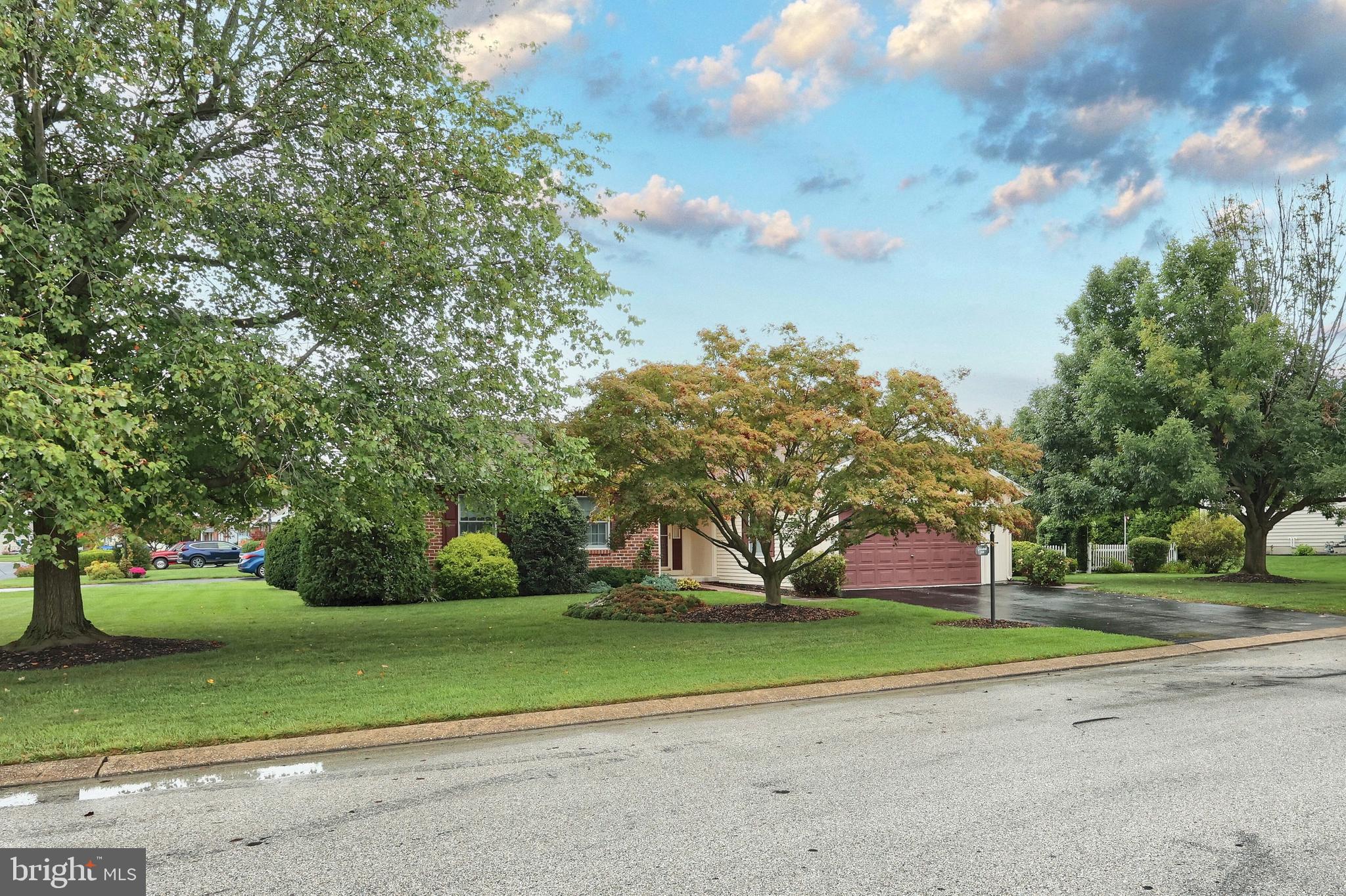 SHERRY VILLAGE - Residential