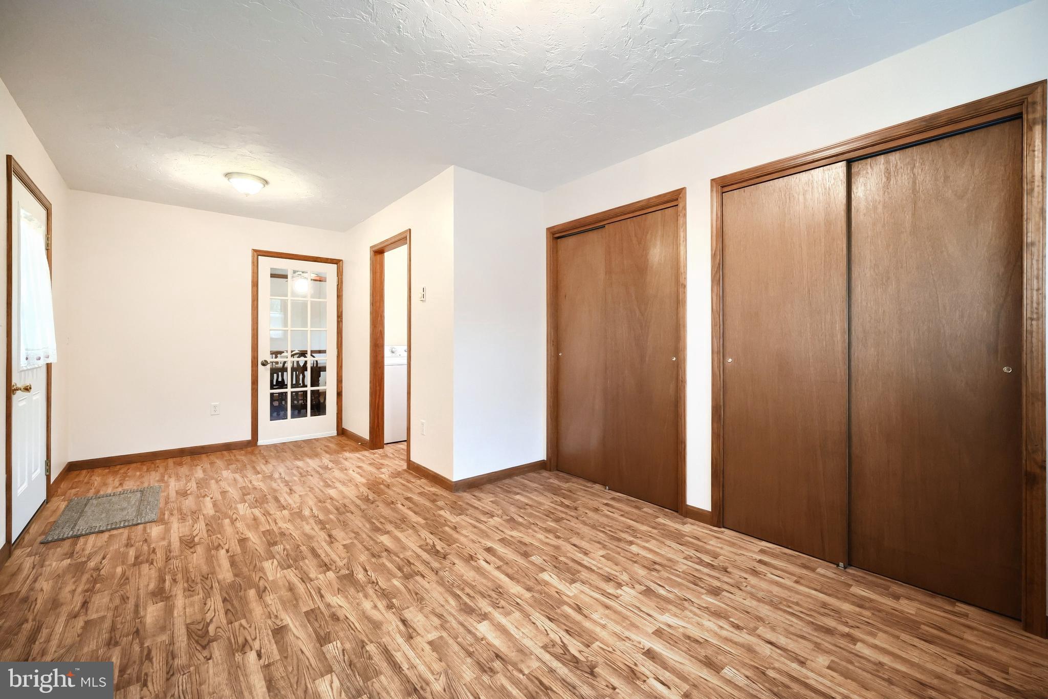 SHERRY VILLAGE - Residential