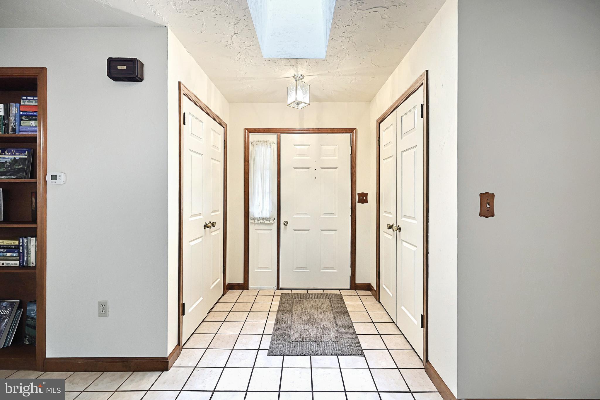 SHERRY VILLAGE - Residential