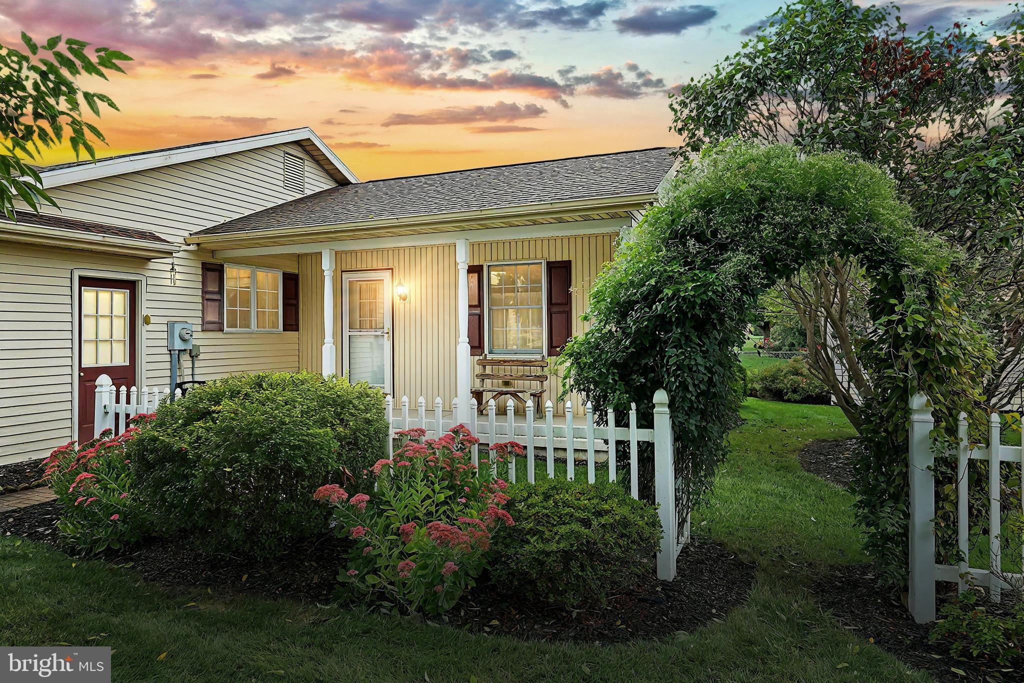 SHERRY VILLAGE - Residential