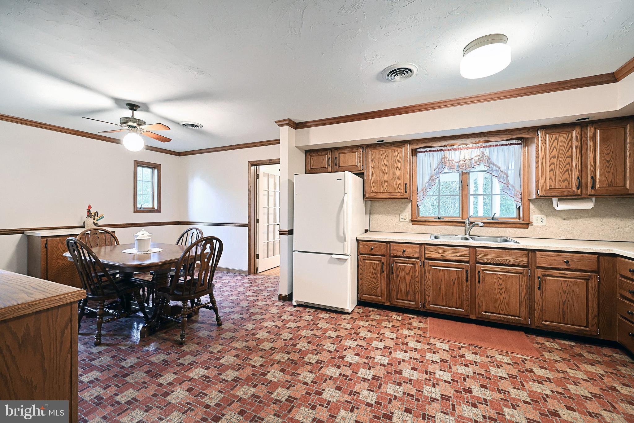 SHERRY VILLAGE - Residential