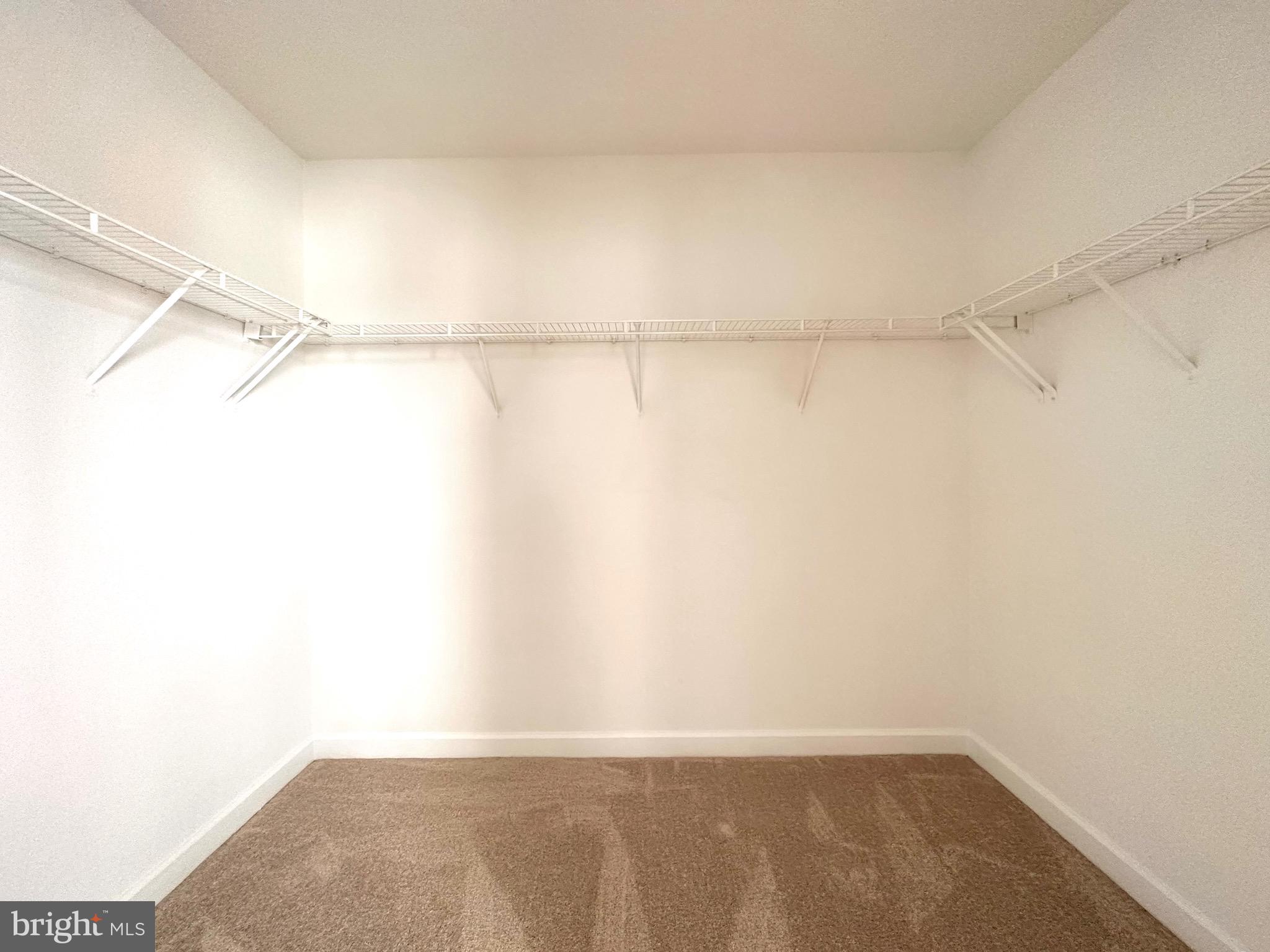 BLOOMS MILL - Residential Lease