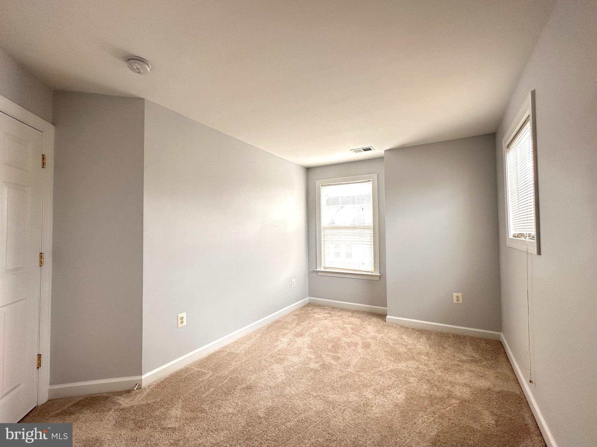 BLOOMS MILL - Residential Lease