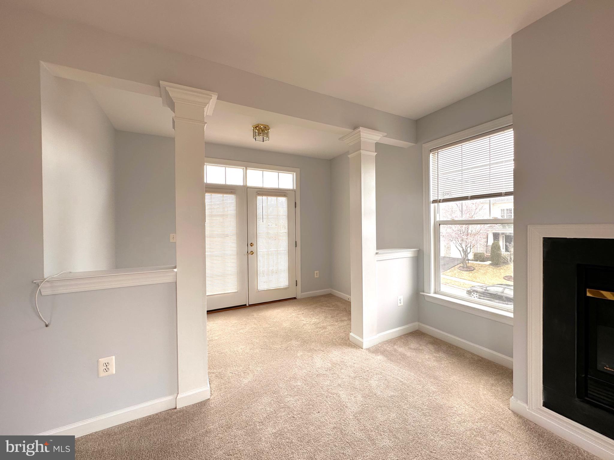 BLOOMS MILL - Residential Lease