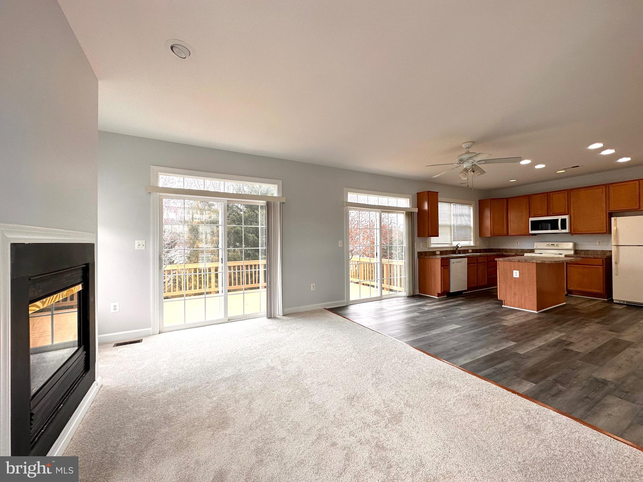 BLOOMS MILL - Residential Lease