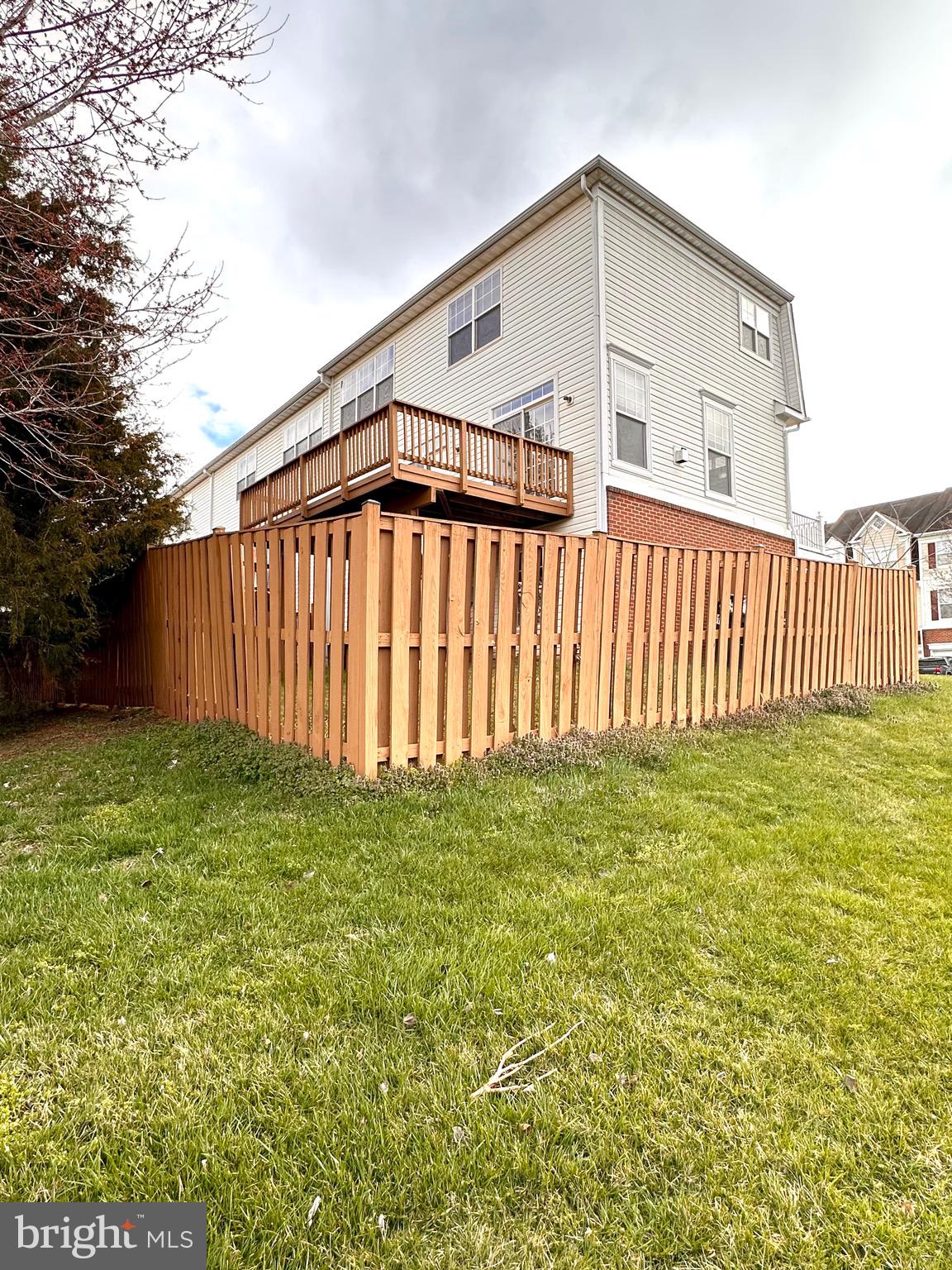 BLOOMS MILL - Residential Lease