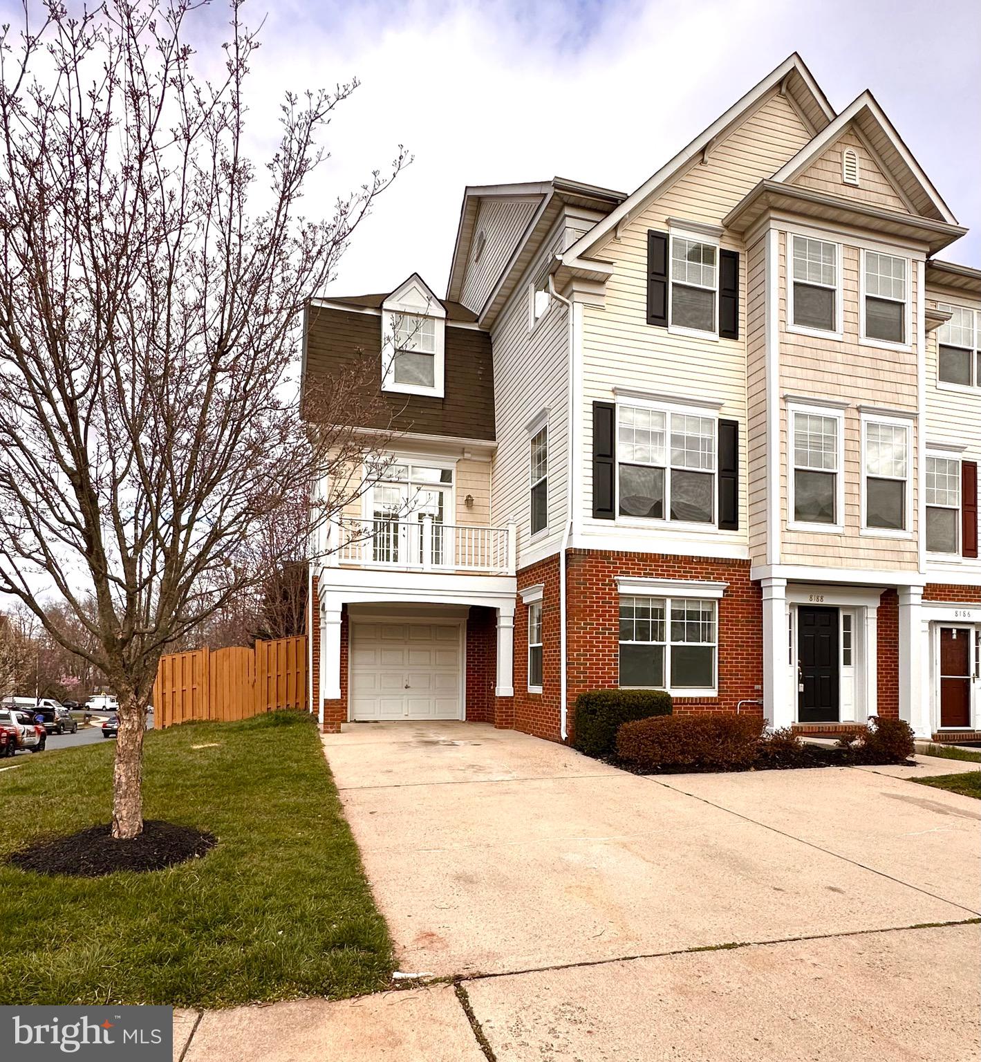 BLOOMS MILL - Residential Lease